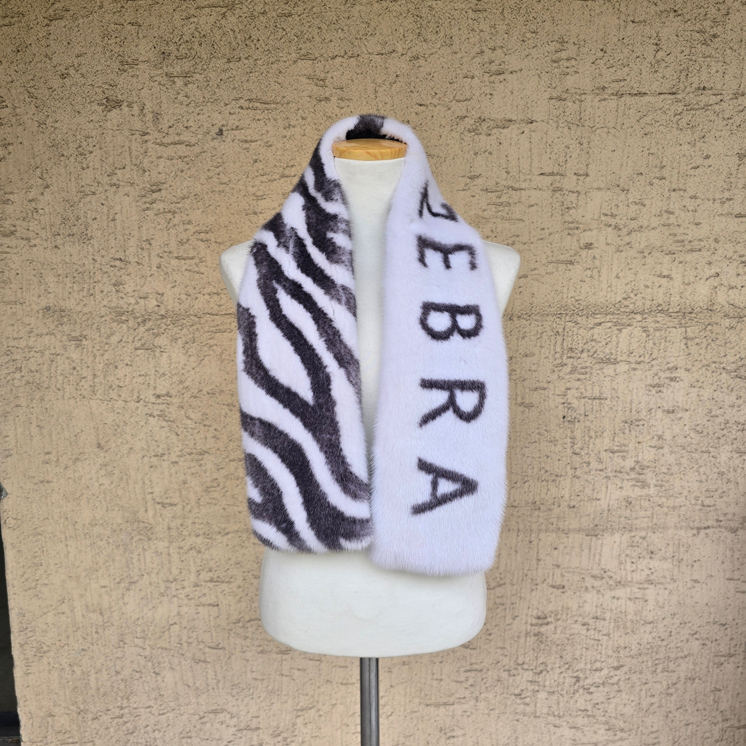 'ZEBRA' 머플러