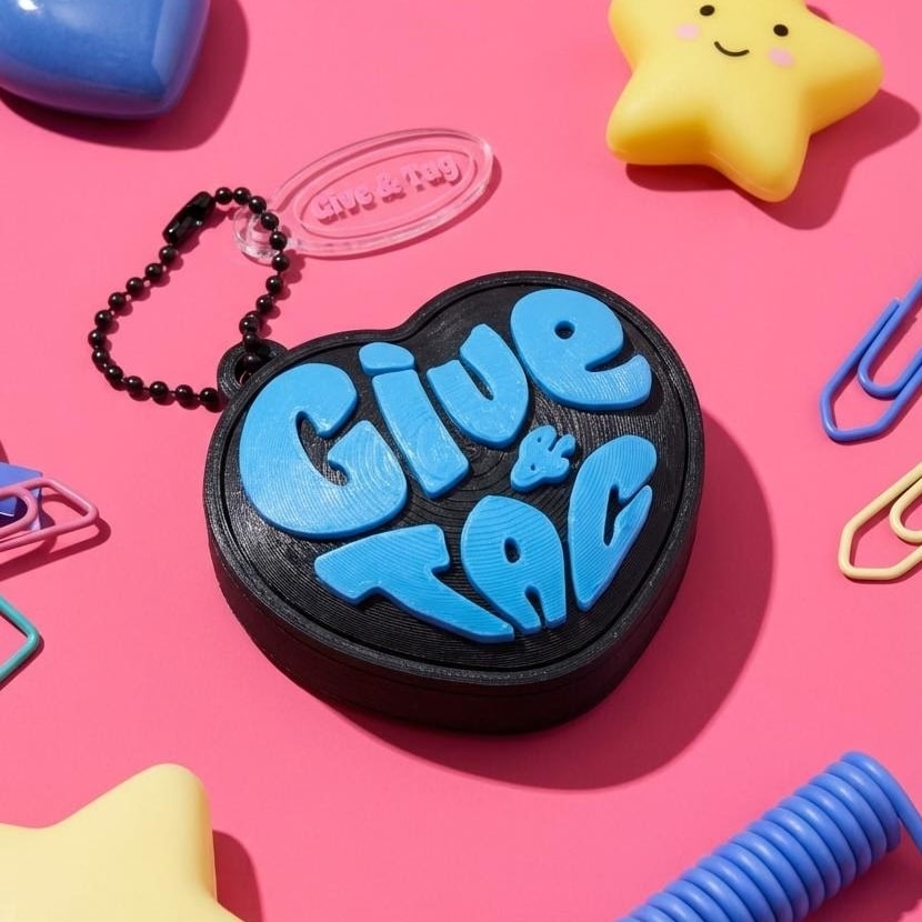 Give&Tag 클릭커 키링(블랙블루)