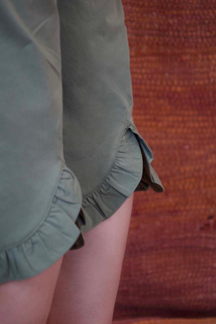 frill capri Pants