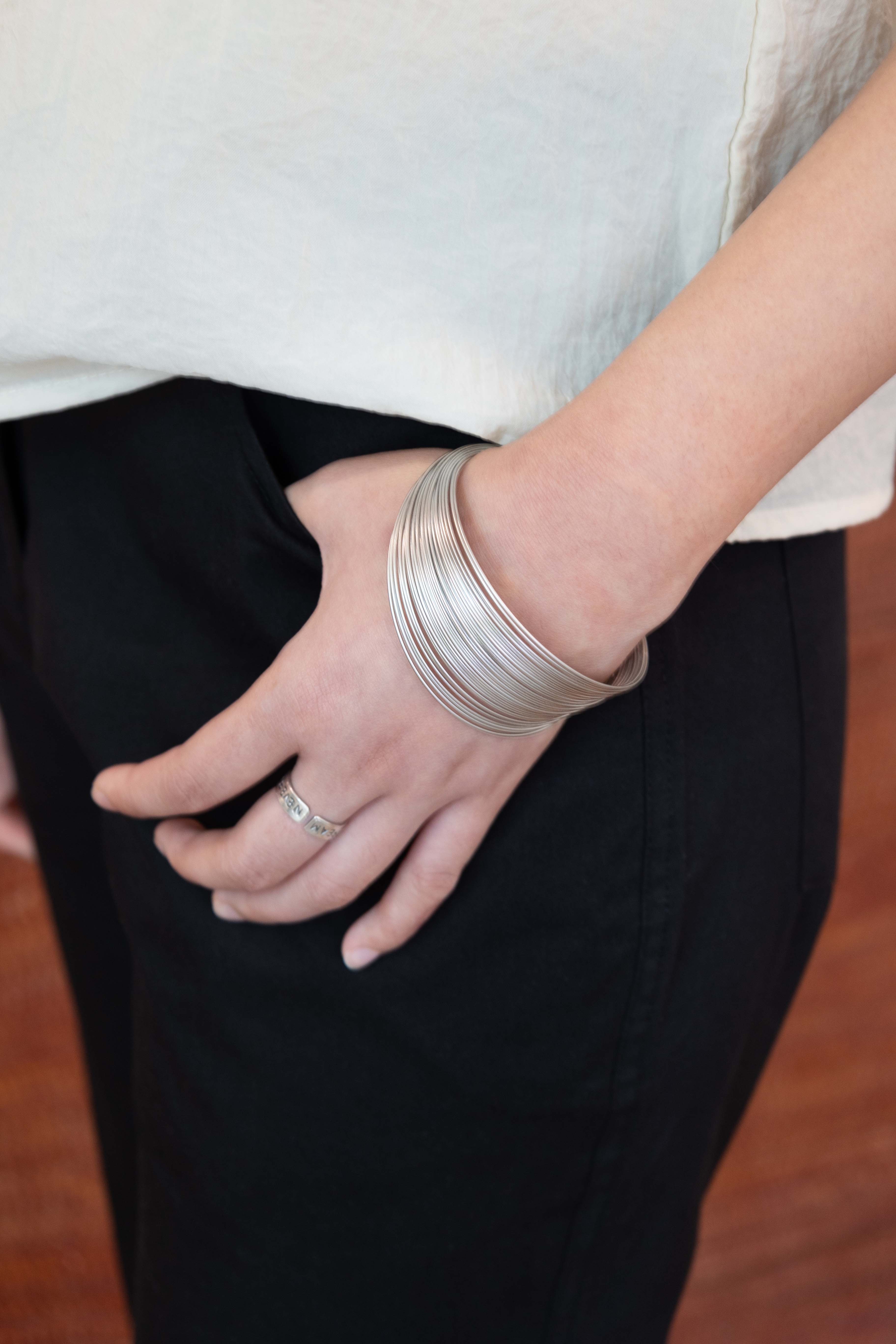 layered wire Bangle