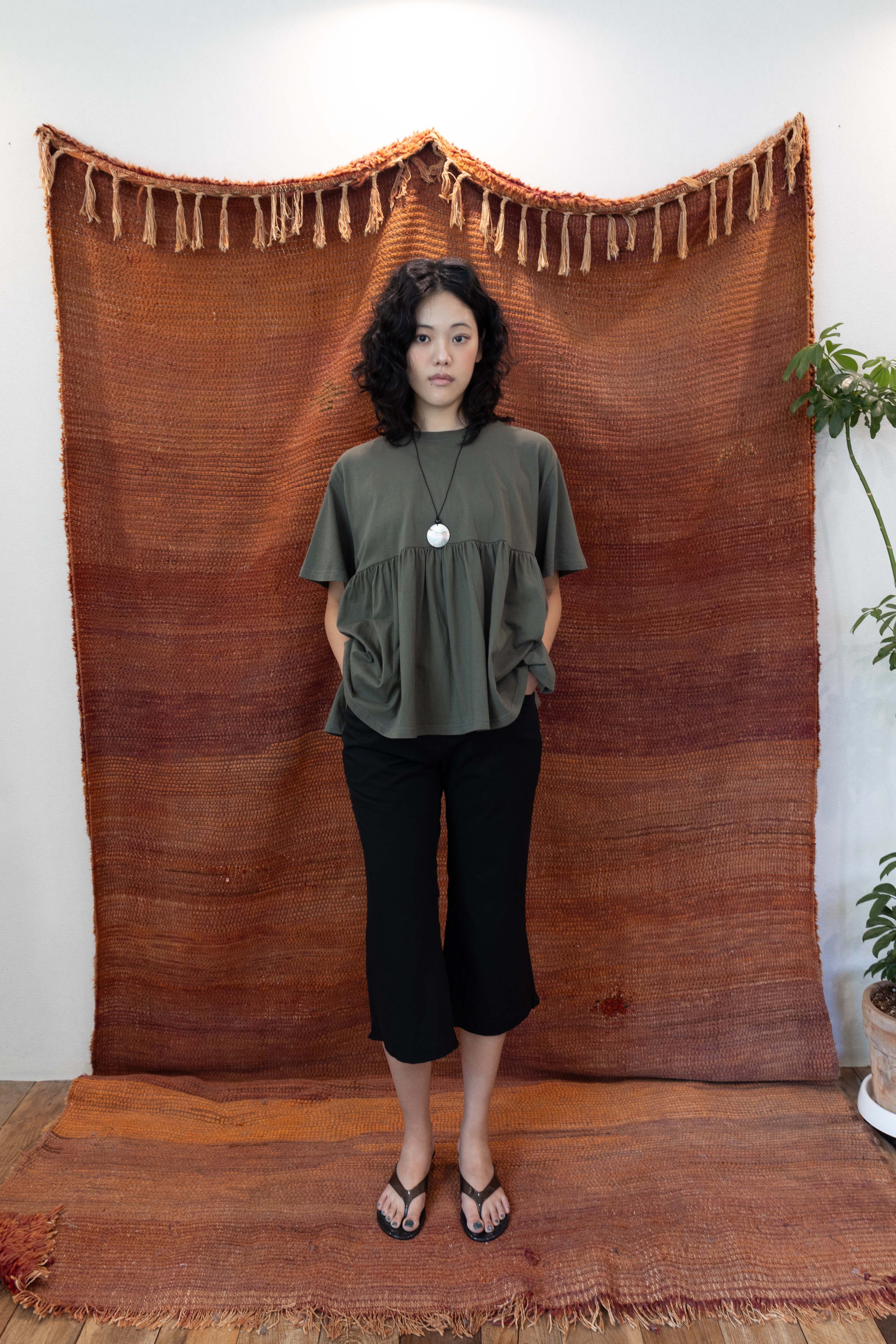 frill capri Pants