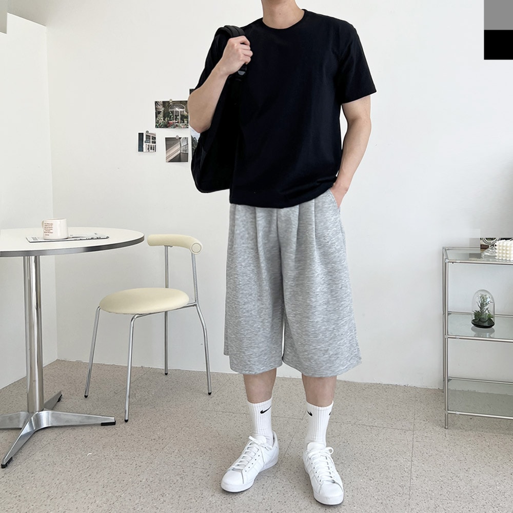 벌룬핏 핀턱 버뮤다 팬츠 트레이닝 쇼츠 오버핏 7부 반바지 (오후 1시 마감 익일출고)