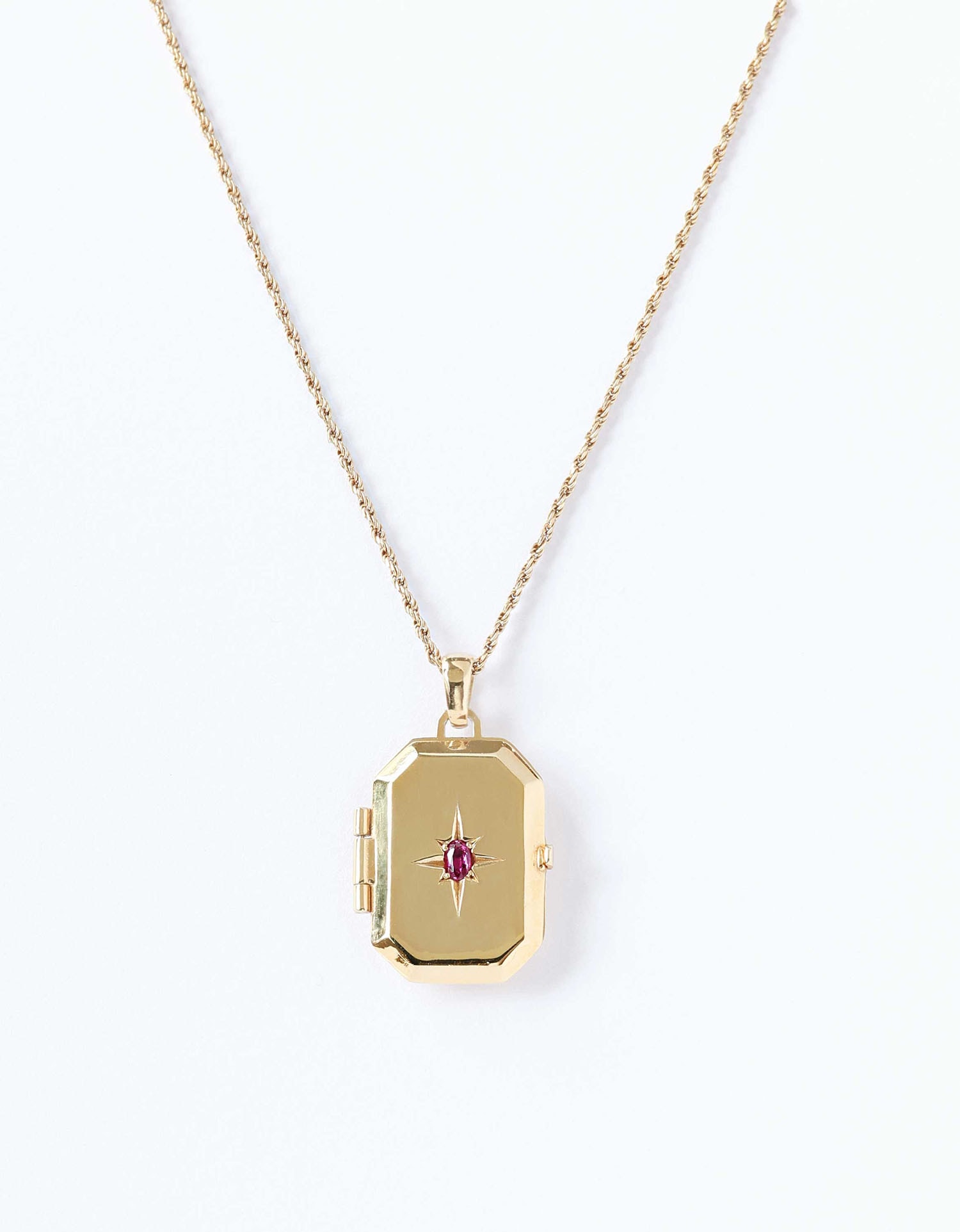 Keep Me Close Locket 메시지 목걸이