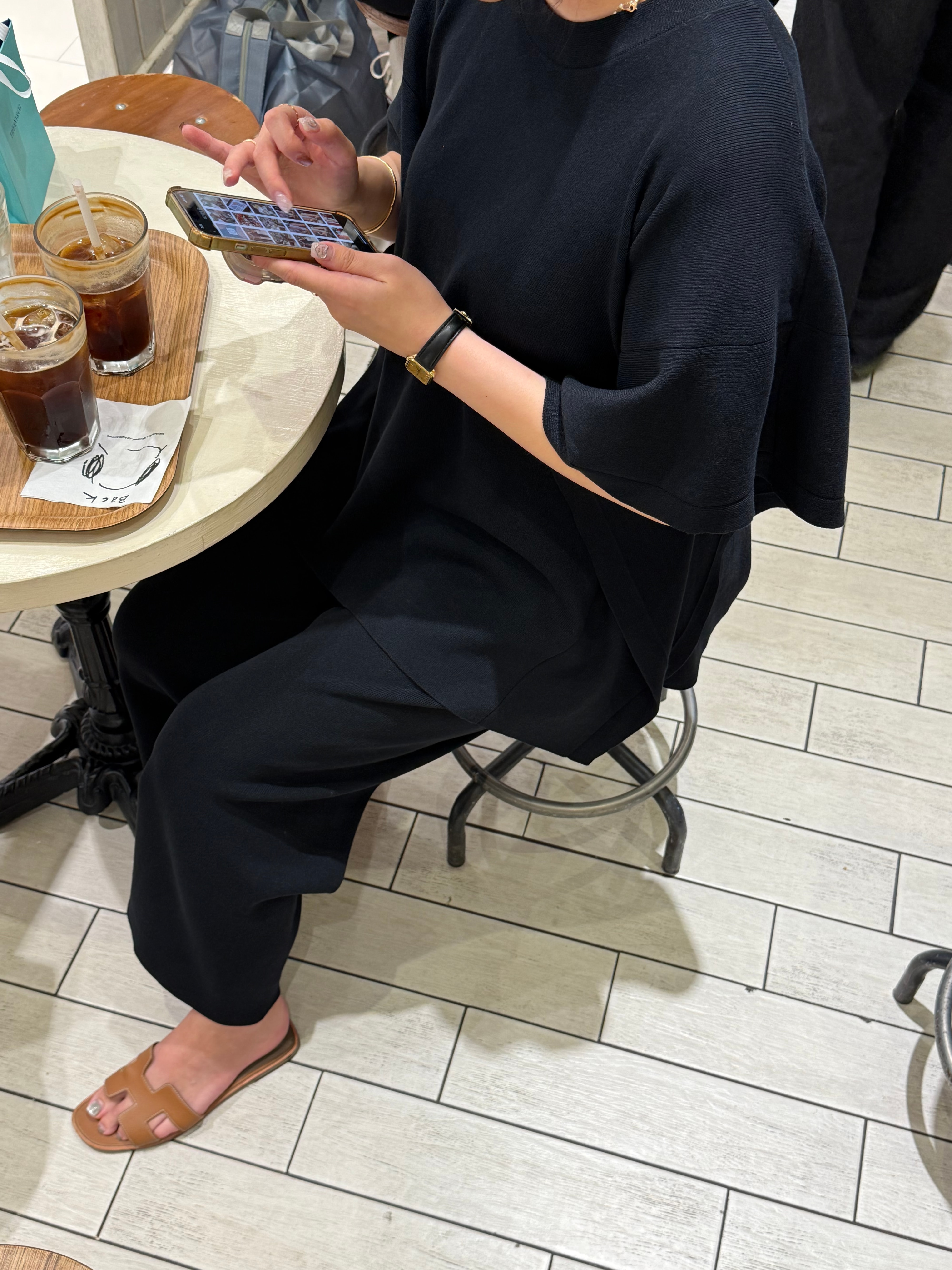 Cape knit set-up