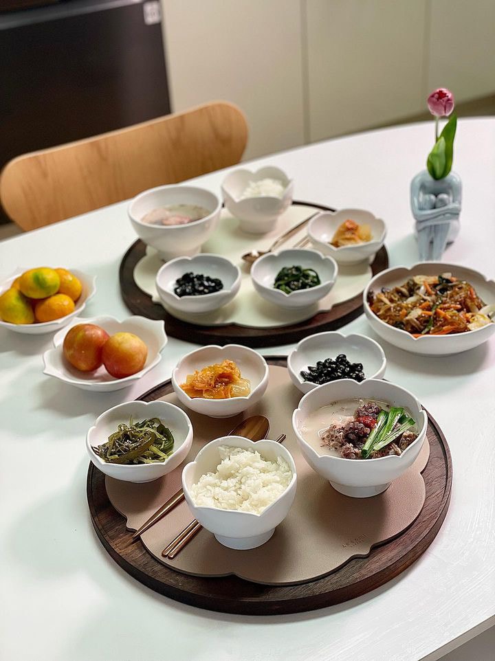백자 꽃볼,오잎 반상기세트 (타입 선택)