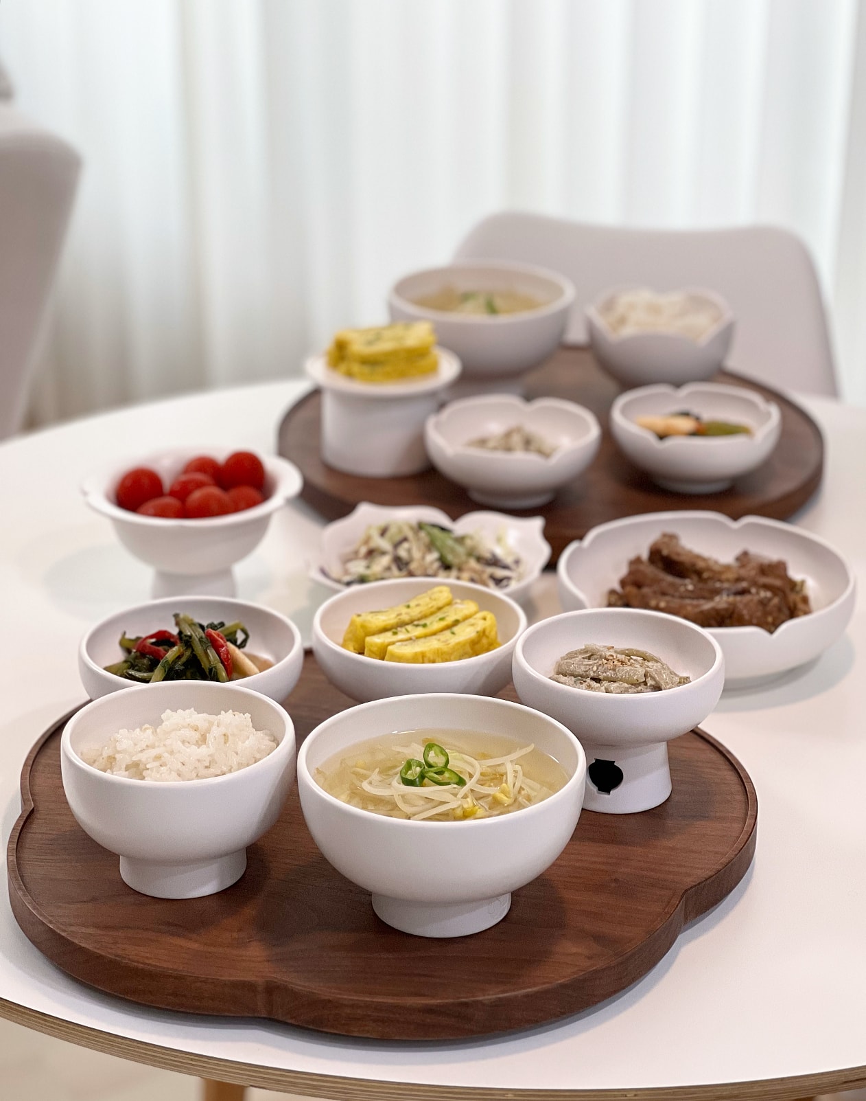 백자 높은굽 반상기 세트 (두가지 타입)