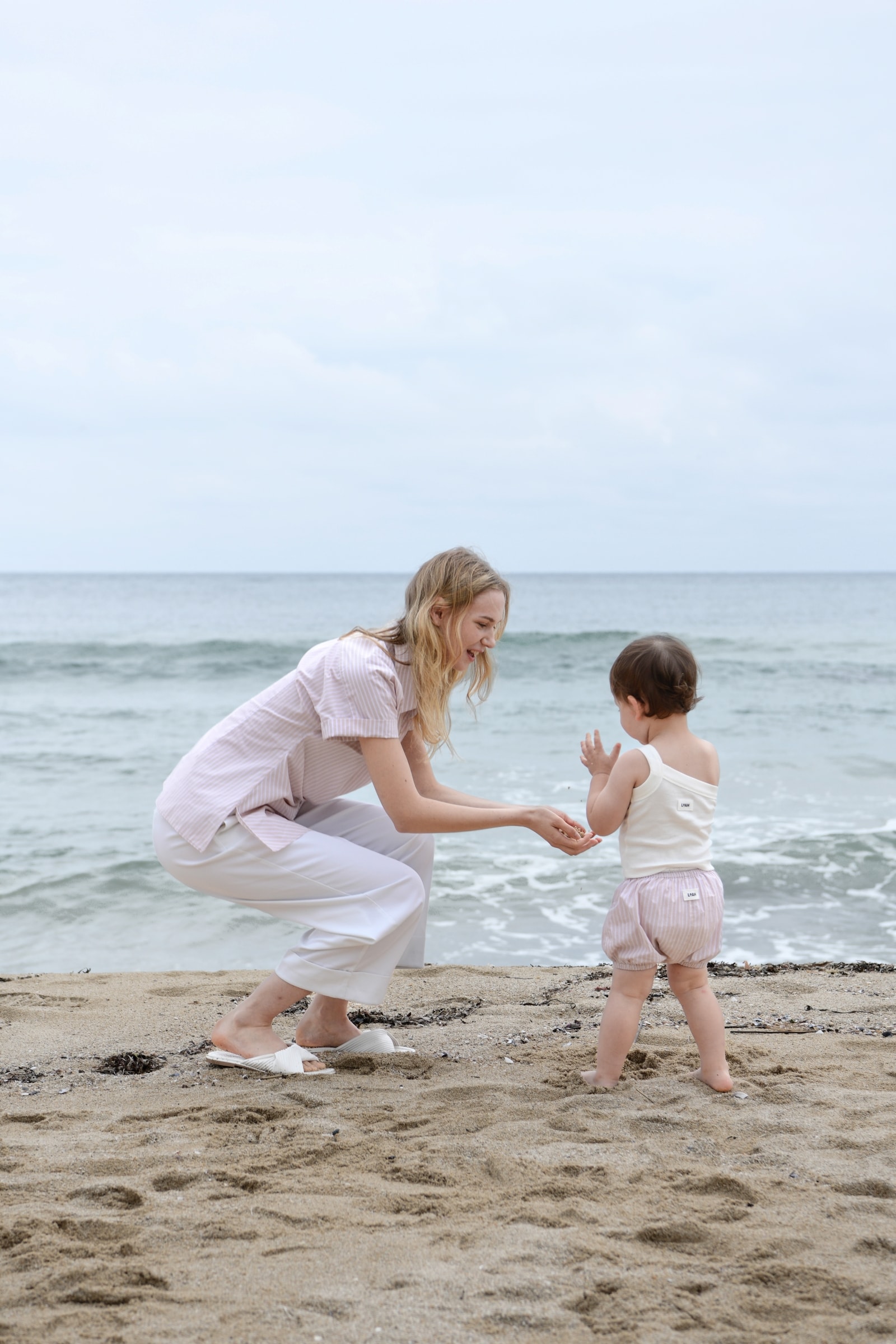[Re-stock] W'S STRIPE WAIST-TIE BLOUSE (Adult)
