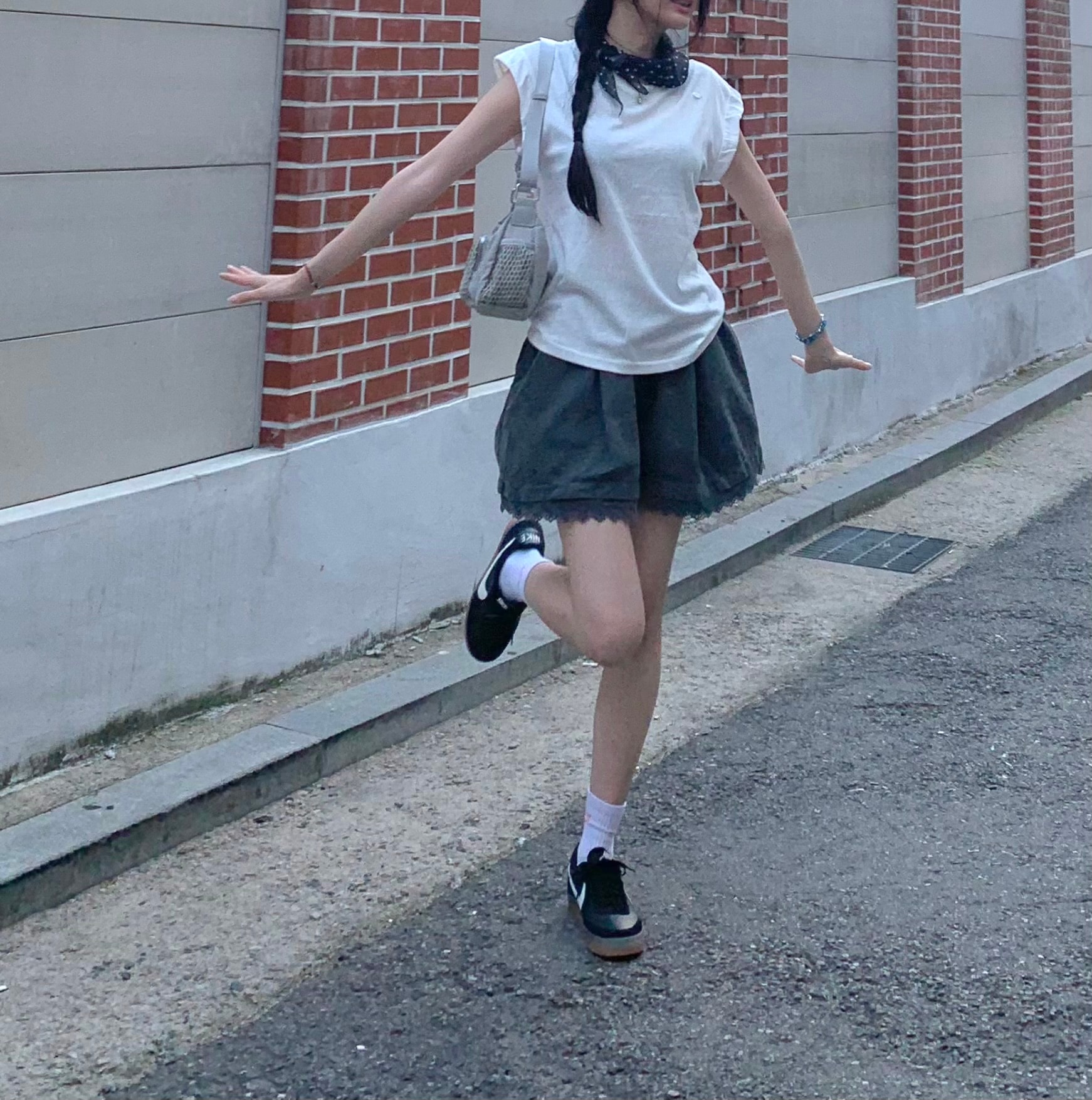 쁘띠캡 티셔츠