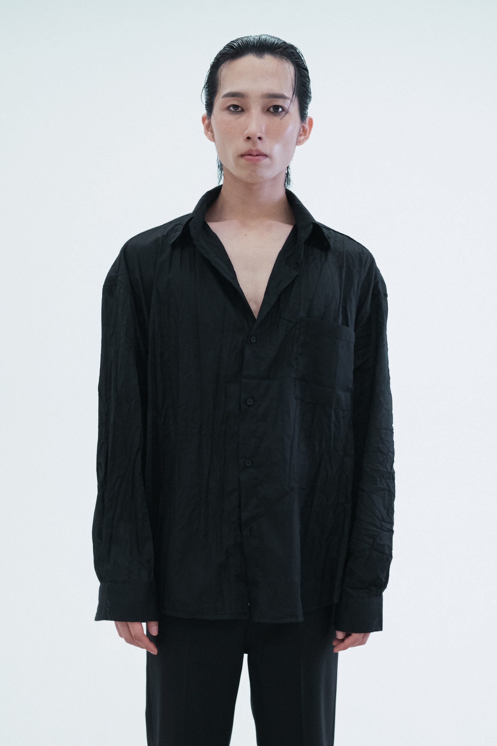 Black Oversized Wrinkle Shirt
