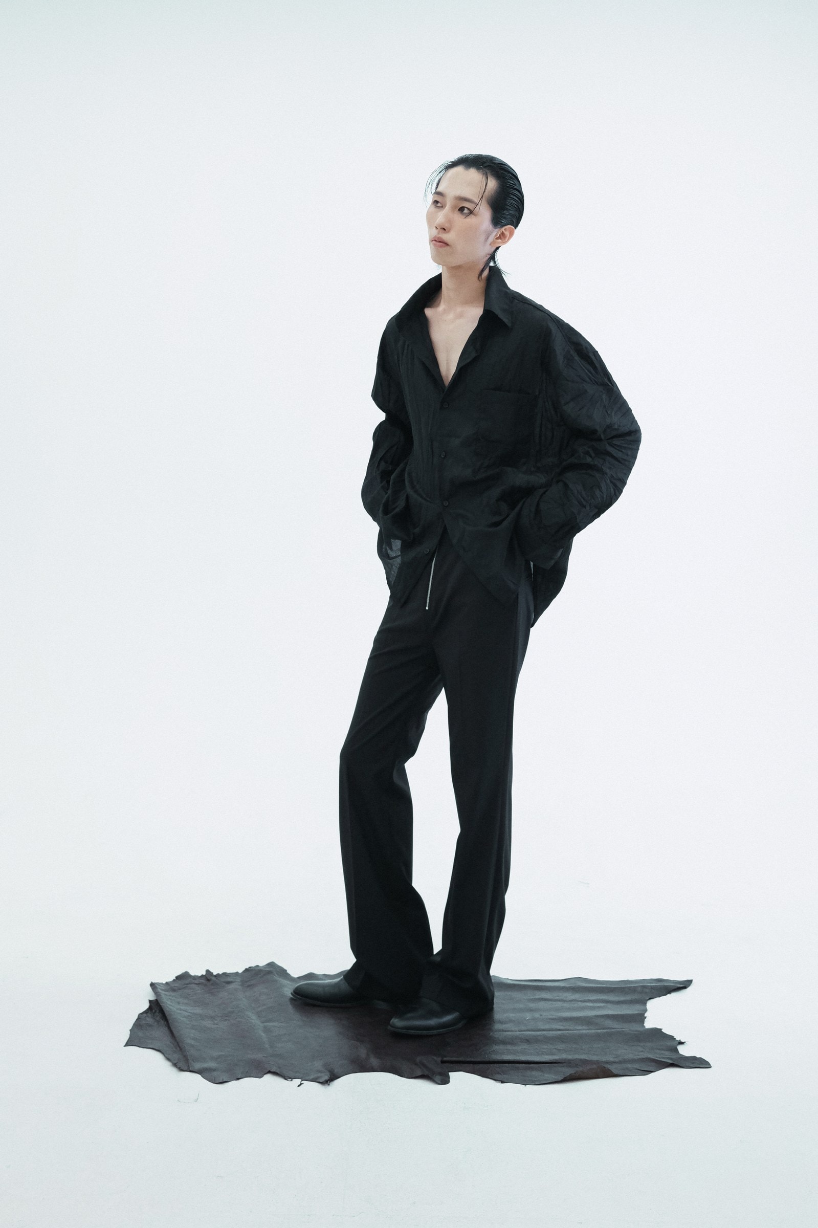 Black Oversized Wrinkle Shirt