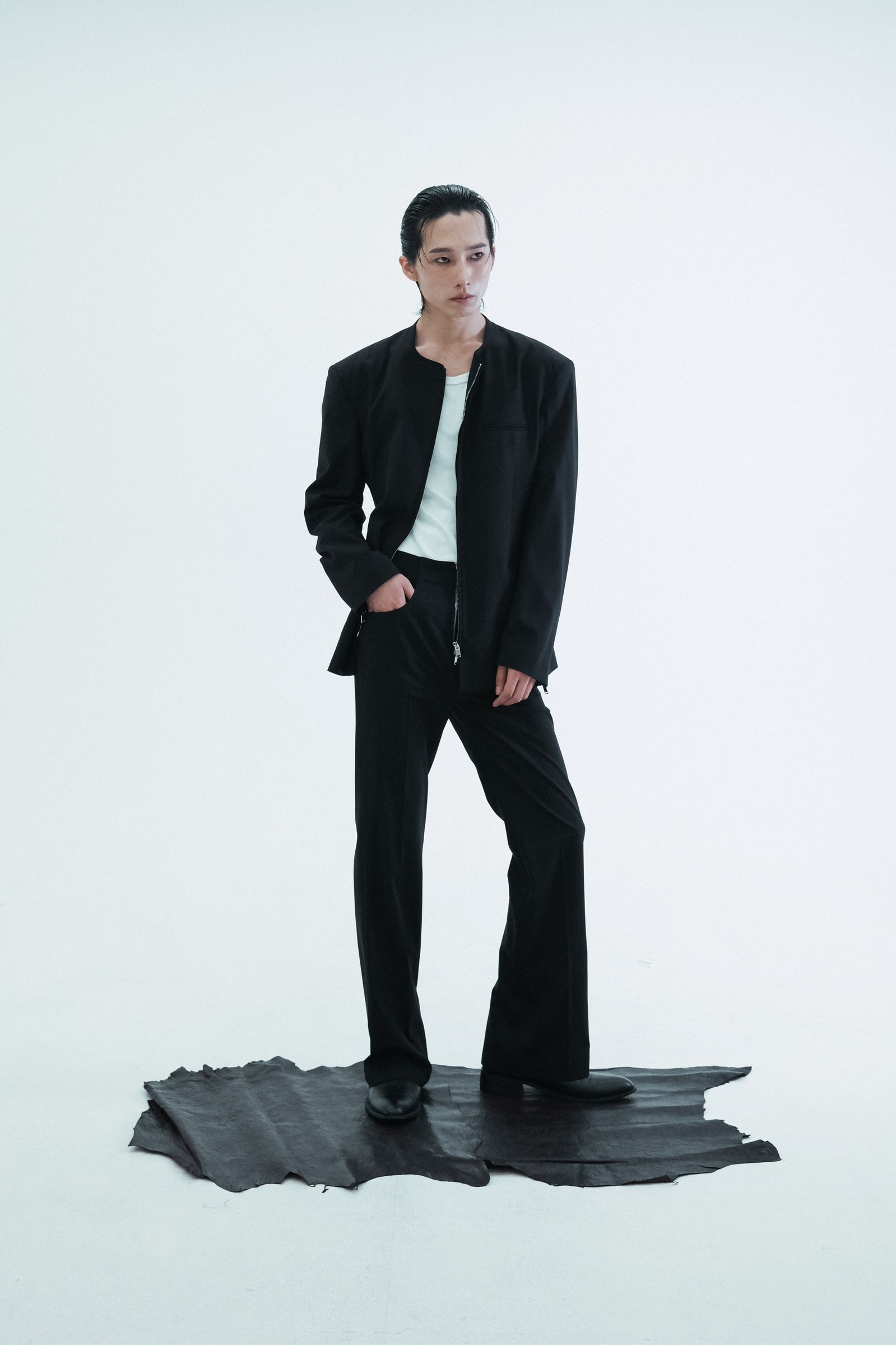 Worsted Slim-Waist Zip-Up Jacket