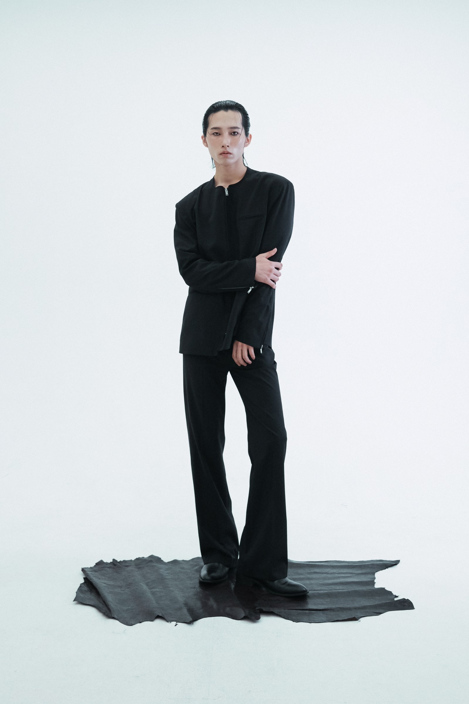 Worsted Slim-Waist Zip-Up Jacket