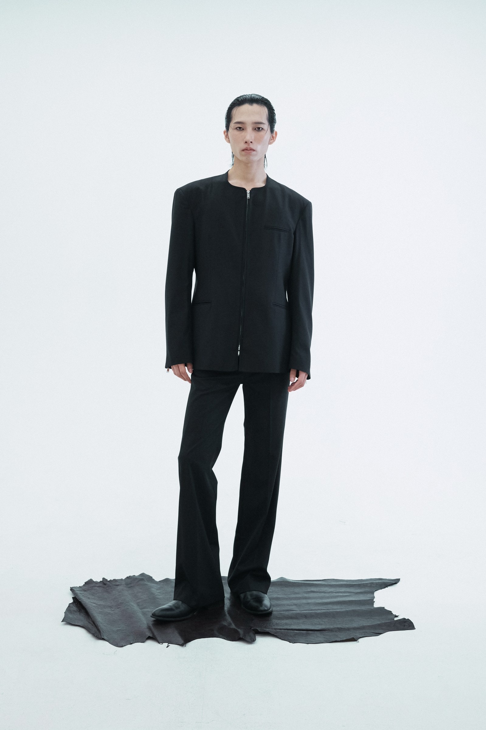 Worsted Slim-Waist Zip-Up Jacket