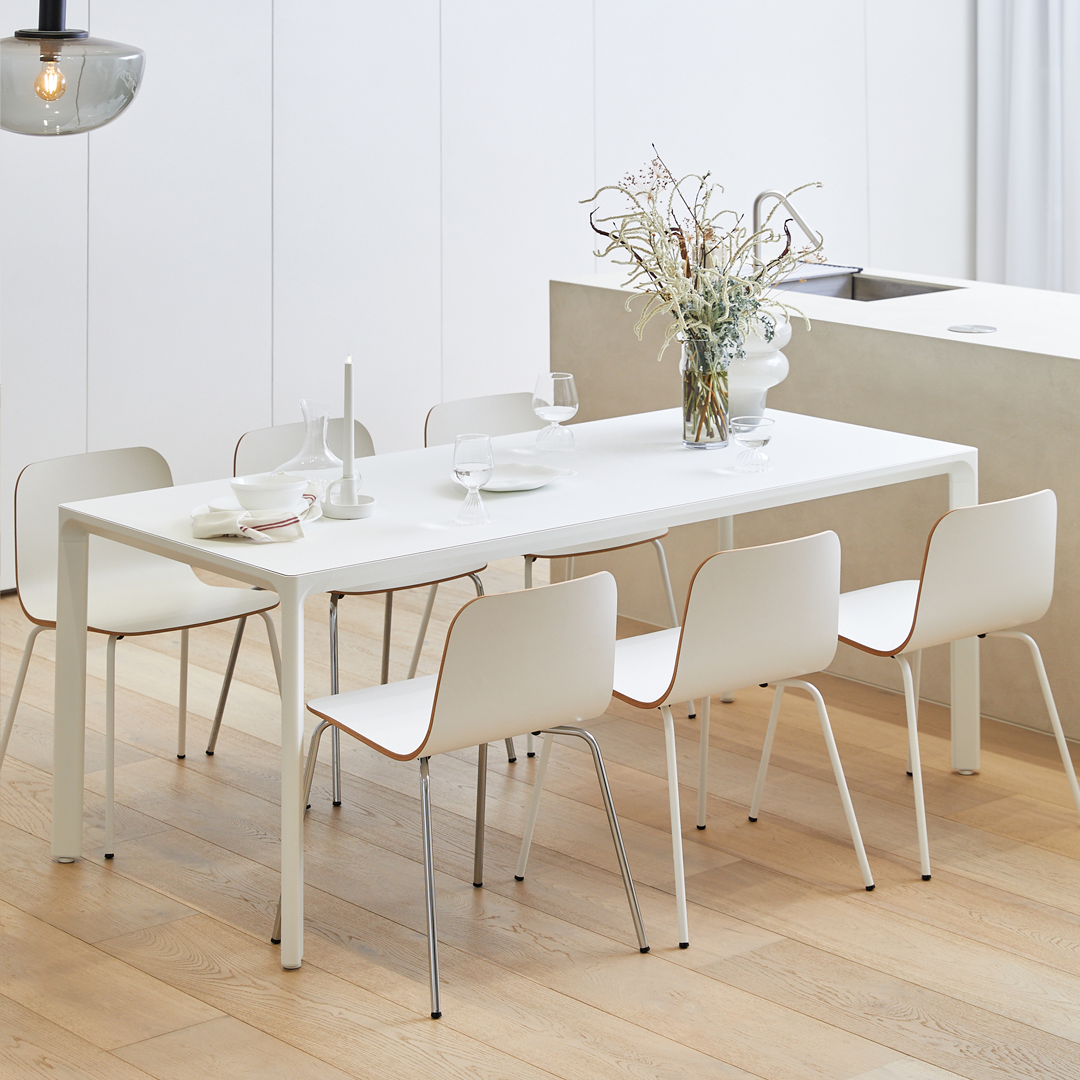 EDGE Fenix Table (1800x800)