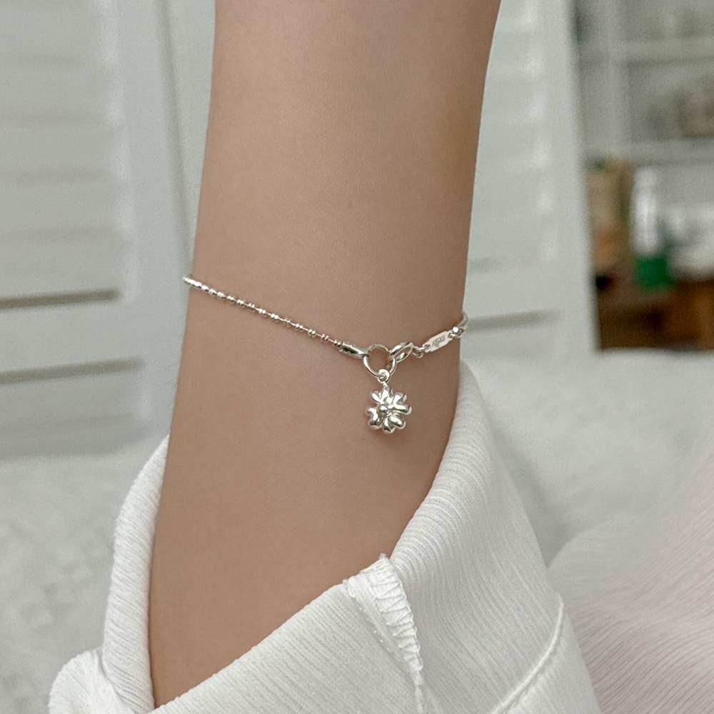 petit clover bracelet_mvb23
