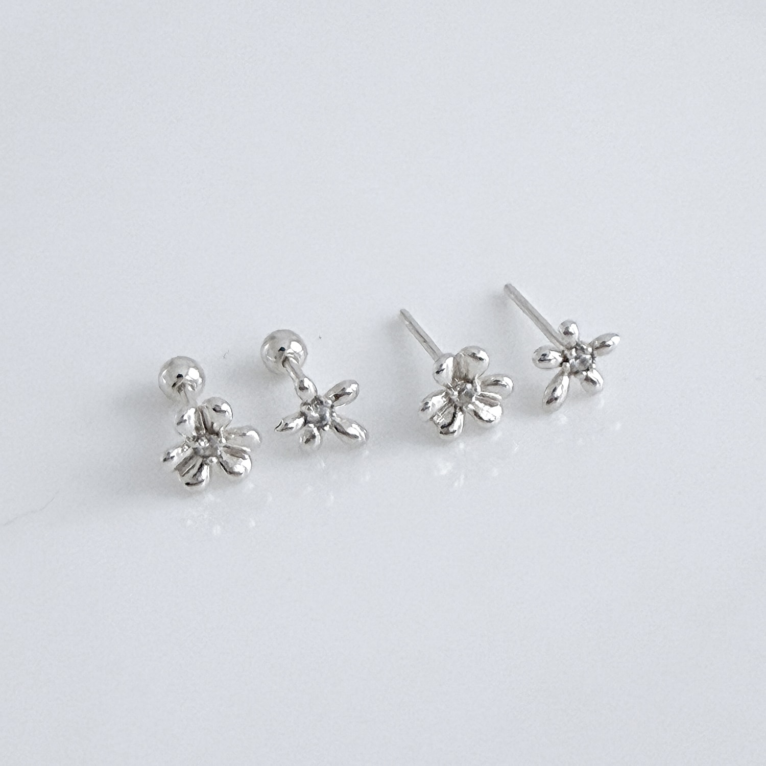Petal Earring/piercing_mve38