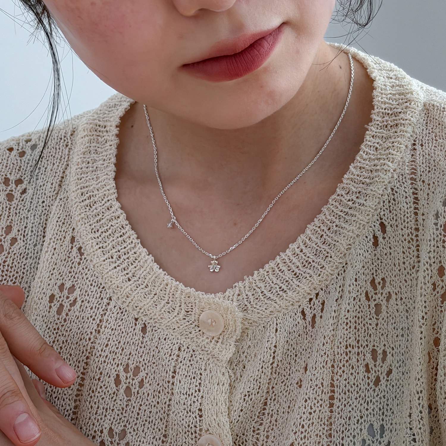 Petal Necklace_mvn71