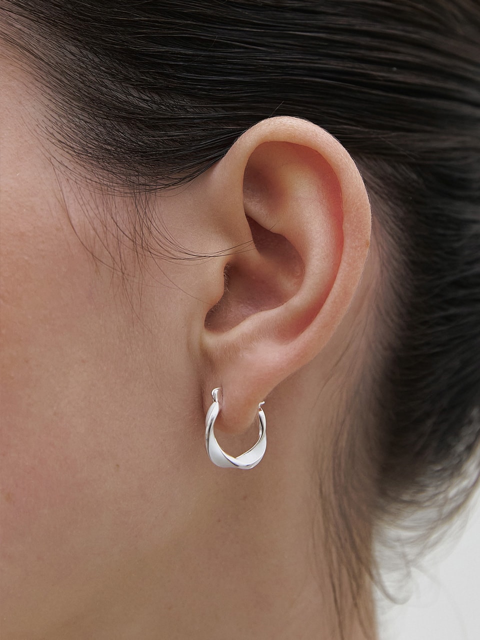 Twist Hoop Earring (White resin)