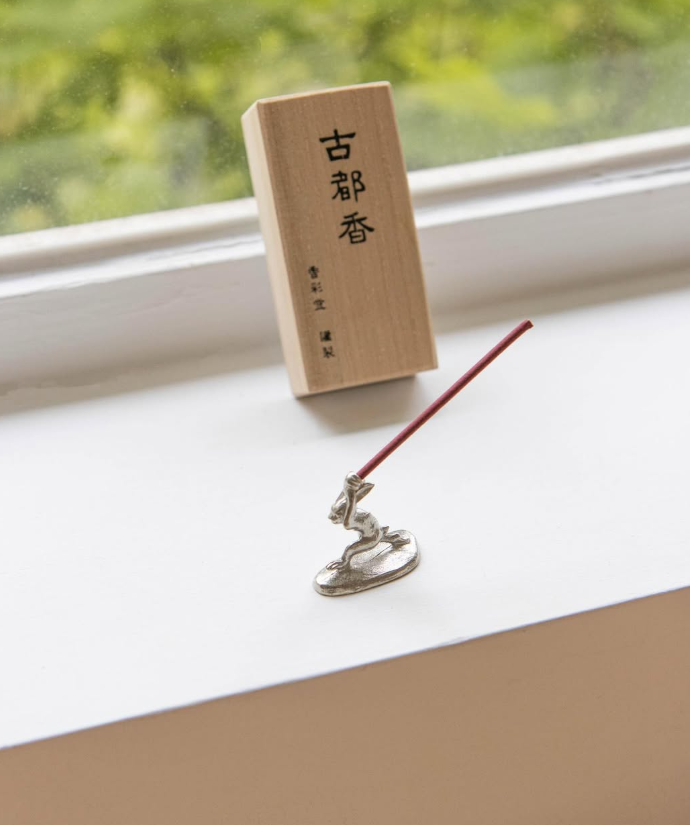 스미타니 토끼 무사 인센스 홀더  Sumitani Incense Holder -Rabbit