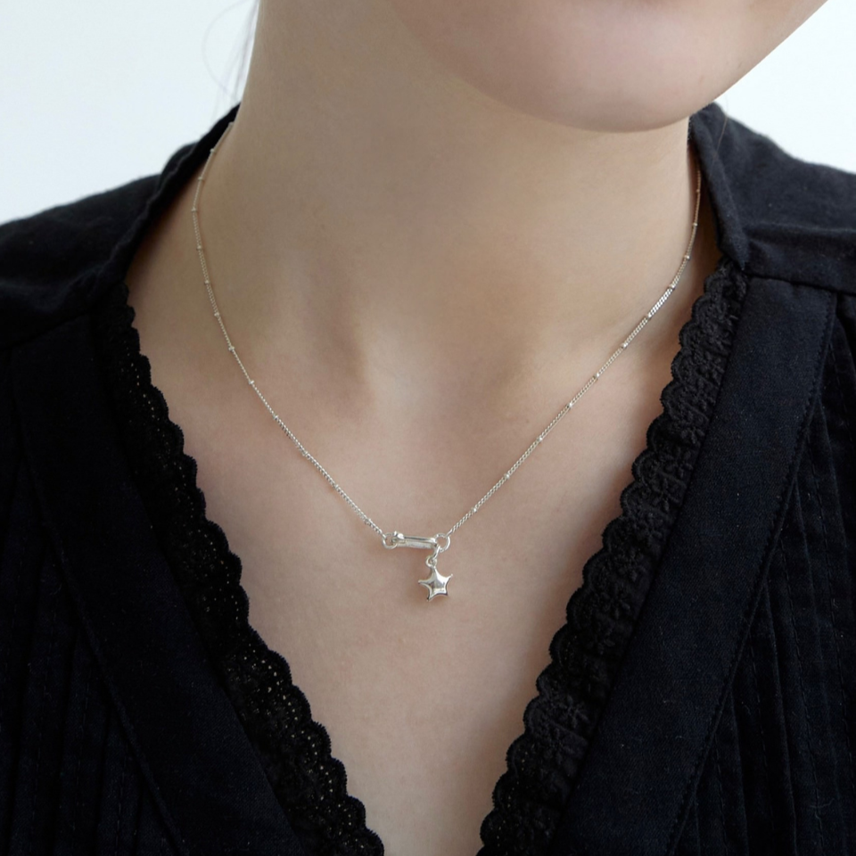 Star hook necklace (2color)