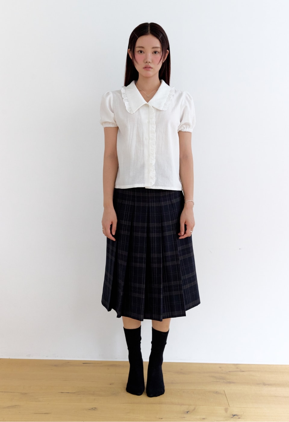 Frill puff blouse