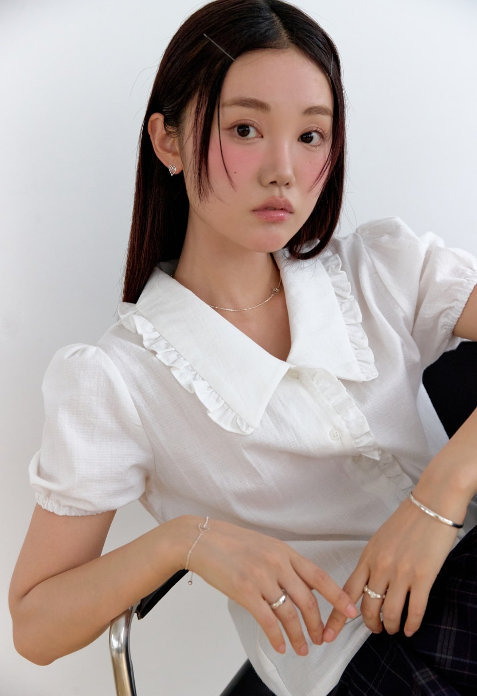 Frill puff blouse