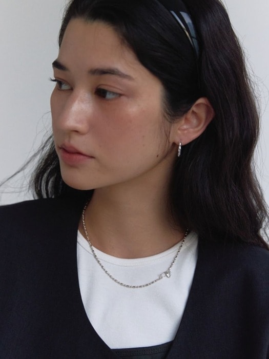 Eggball mix chain necklace