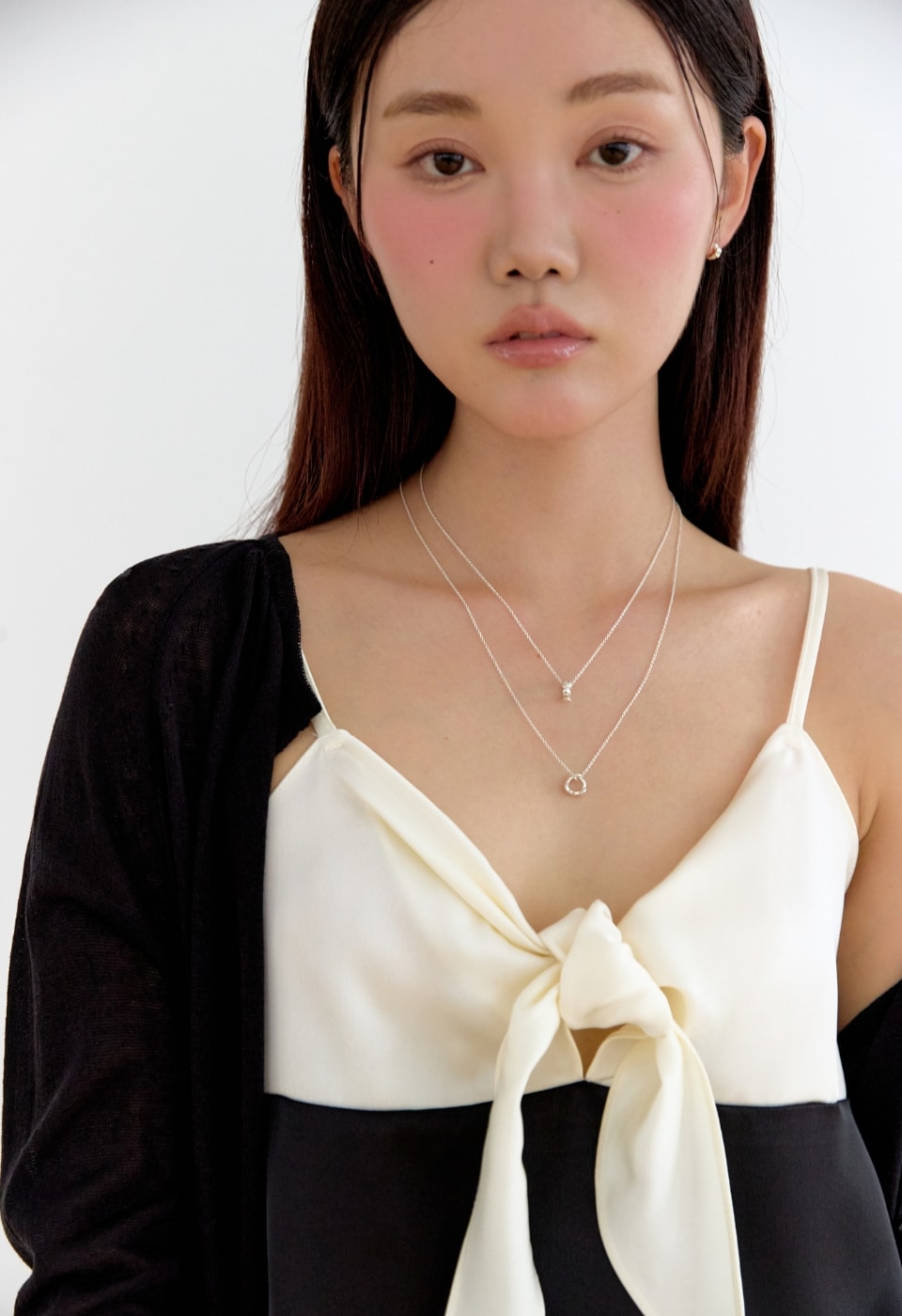 Rose lace necklace