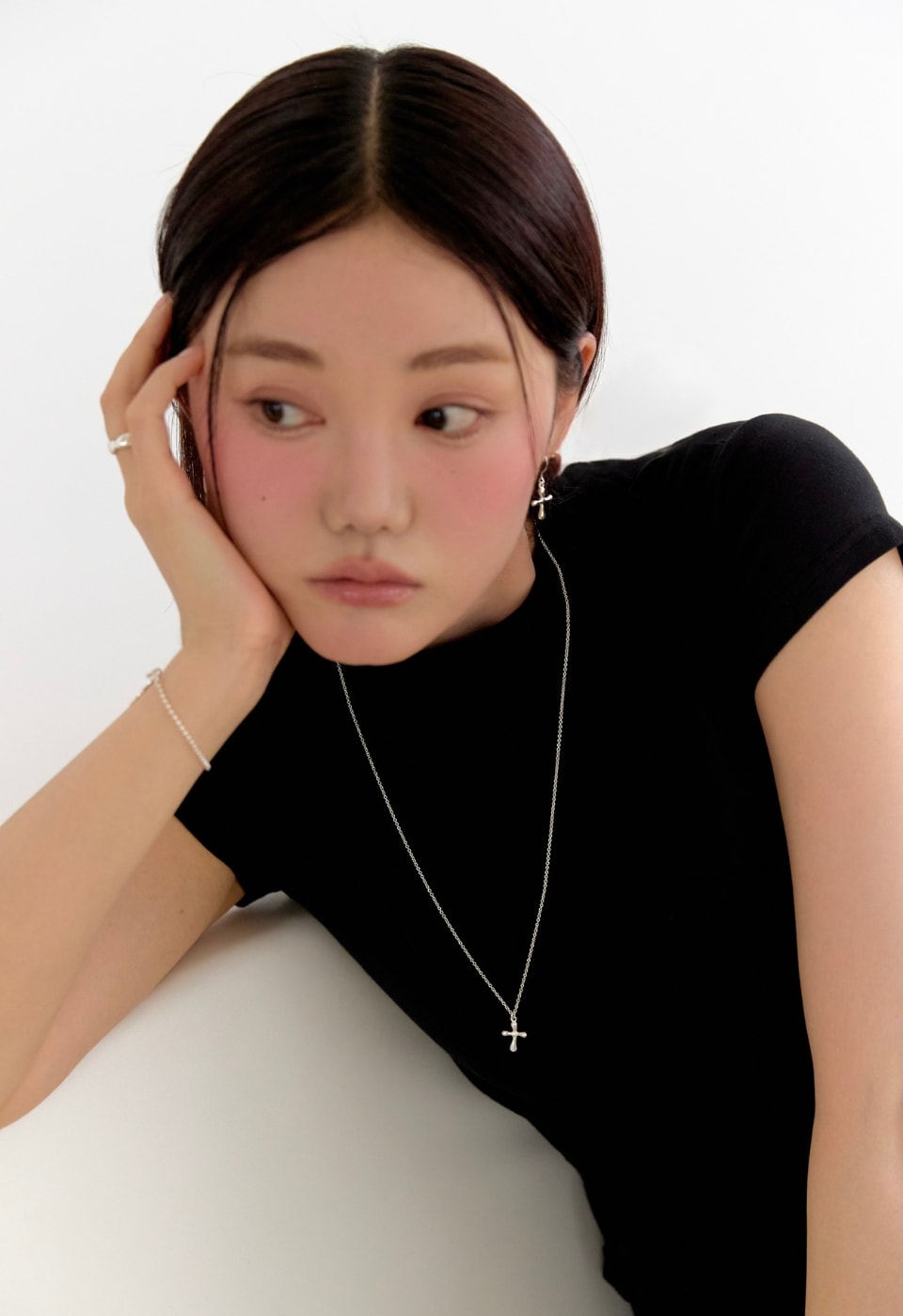 Cross melting necklace