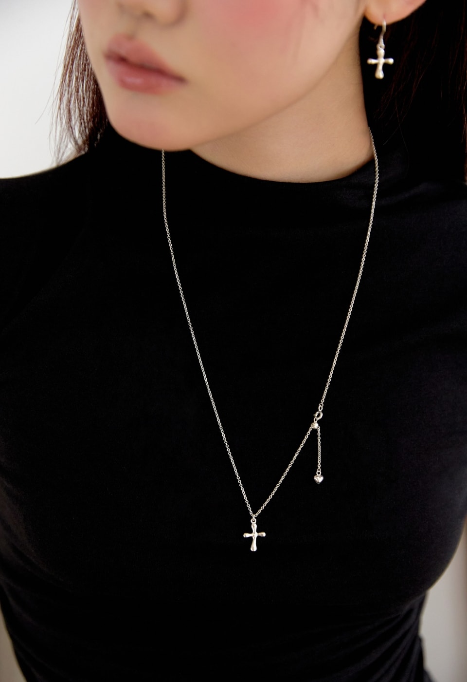 Cross melting necklace
