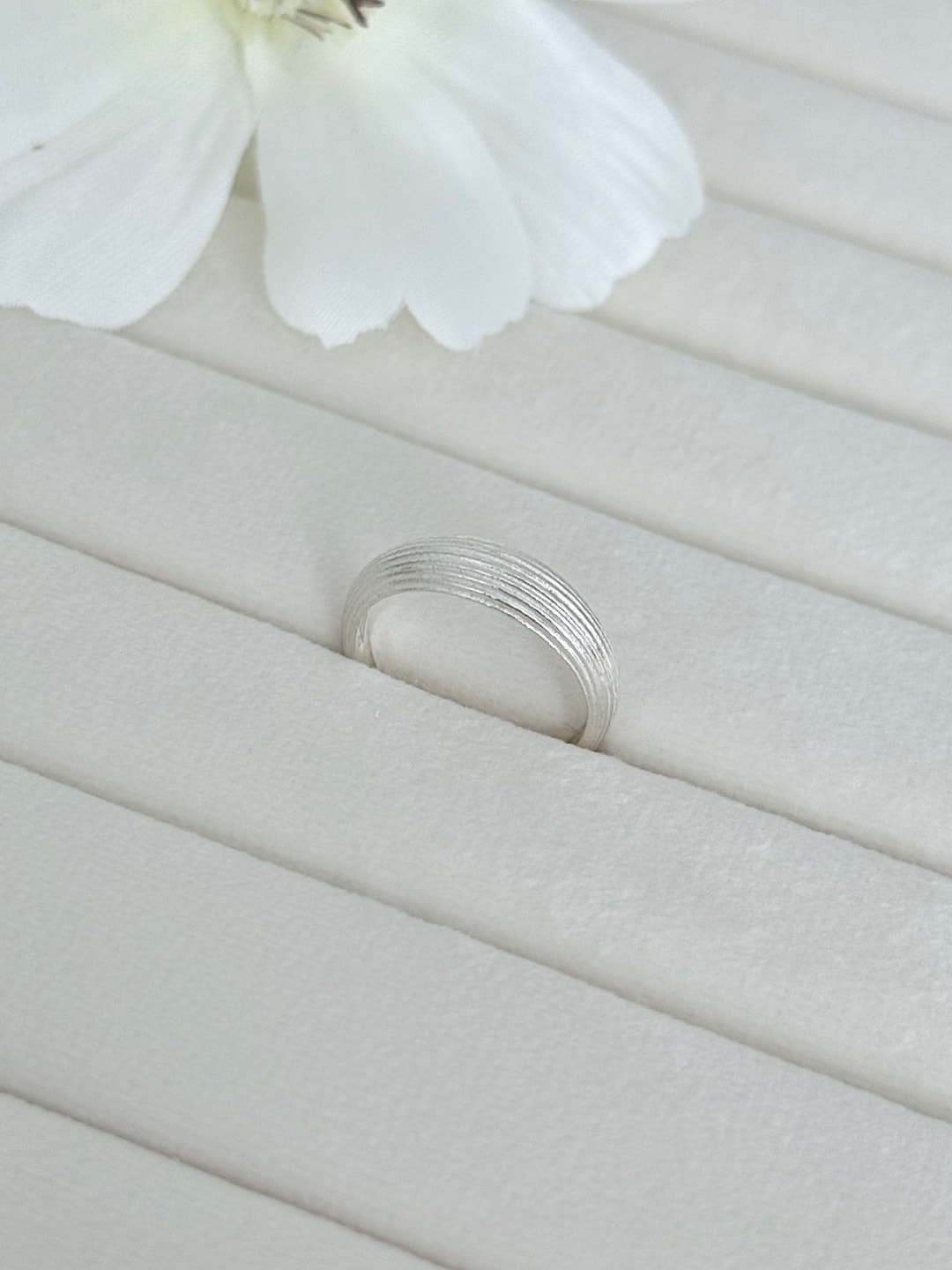 Comb Texture Open Ring