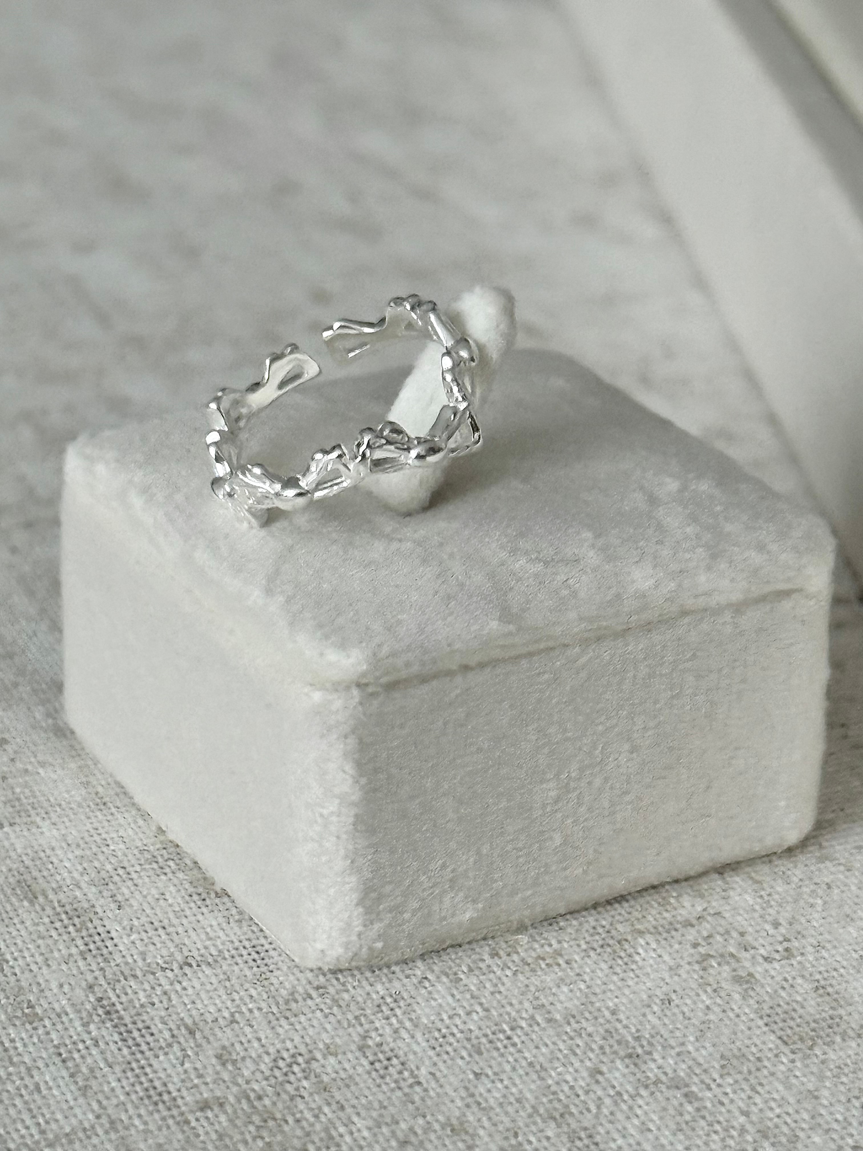 Twist Ribbon Open Ring