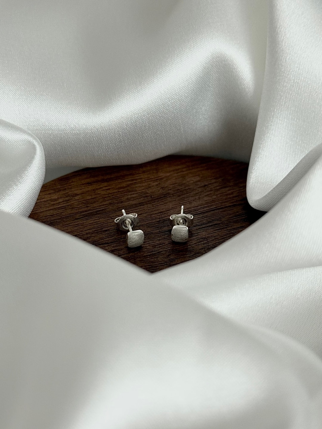 Suji Mini Cube Earring