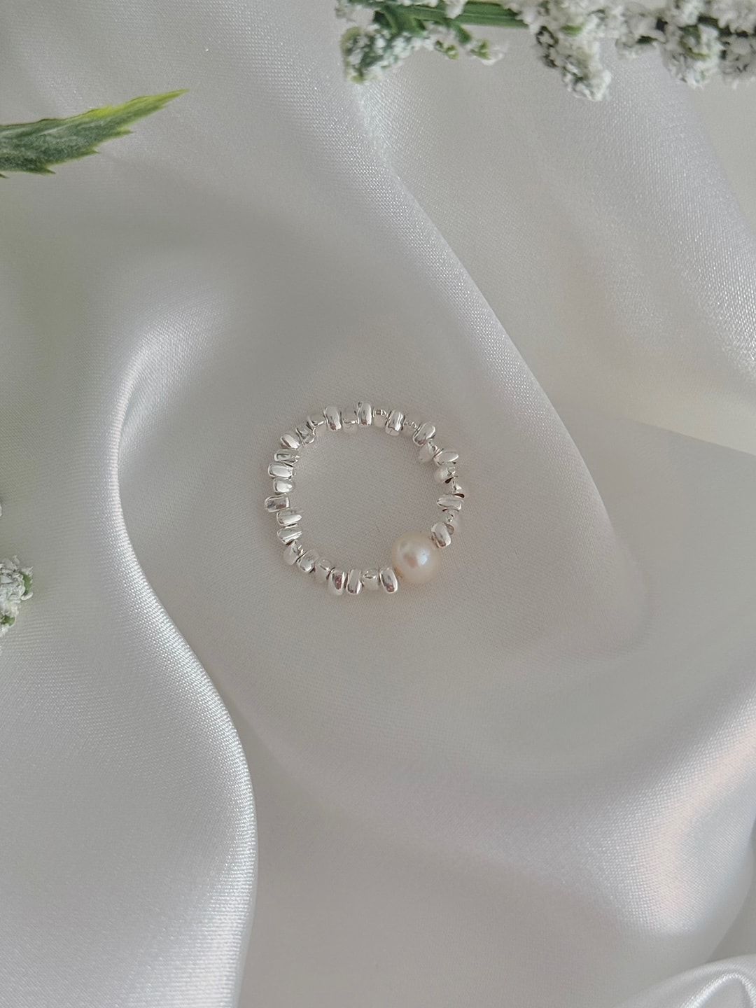 Little Pearl Beads Ring