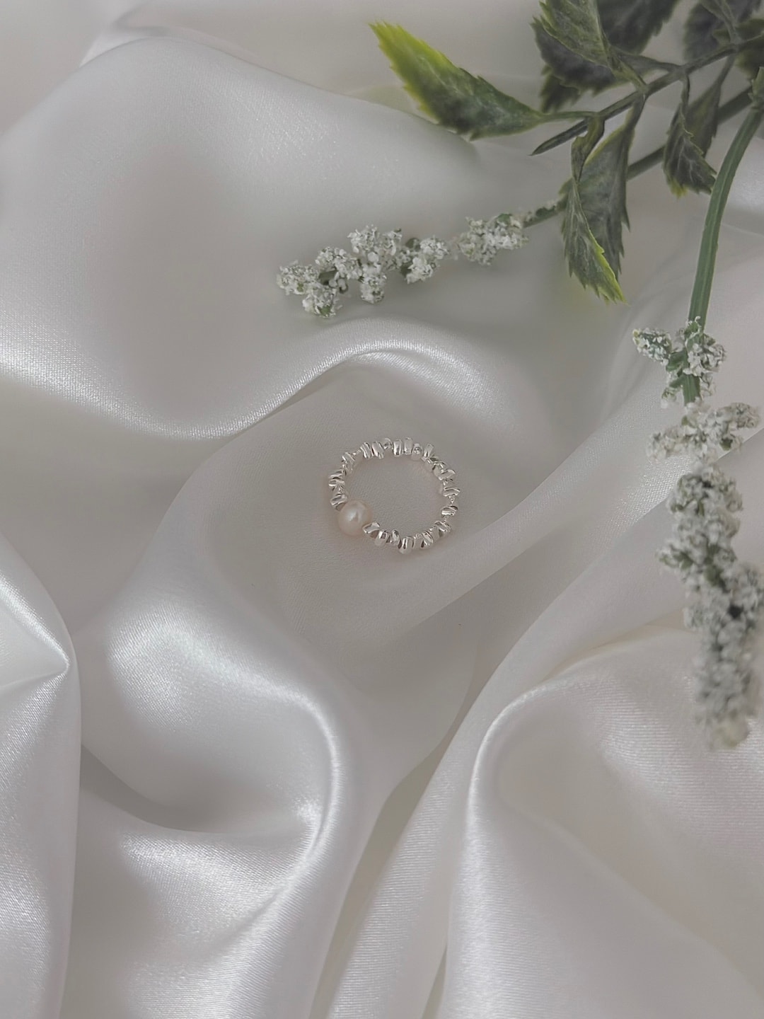 Little Pearl Beads Ring