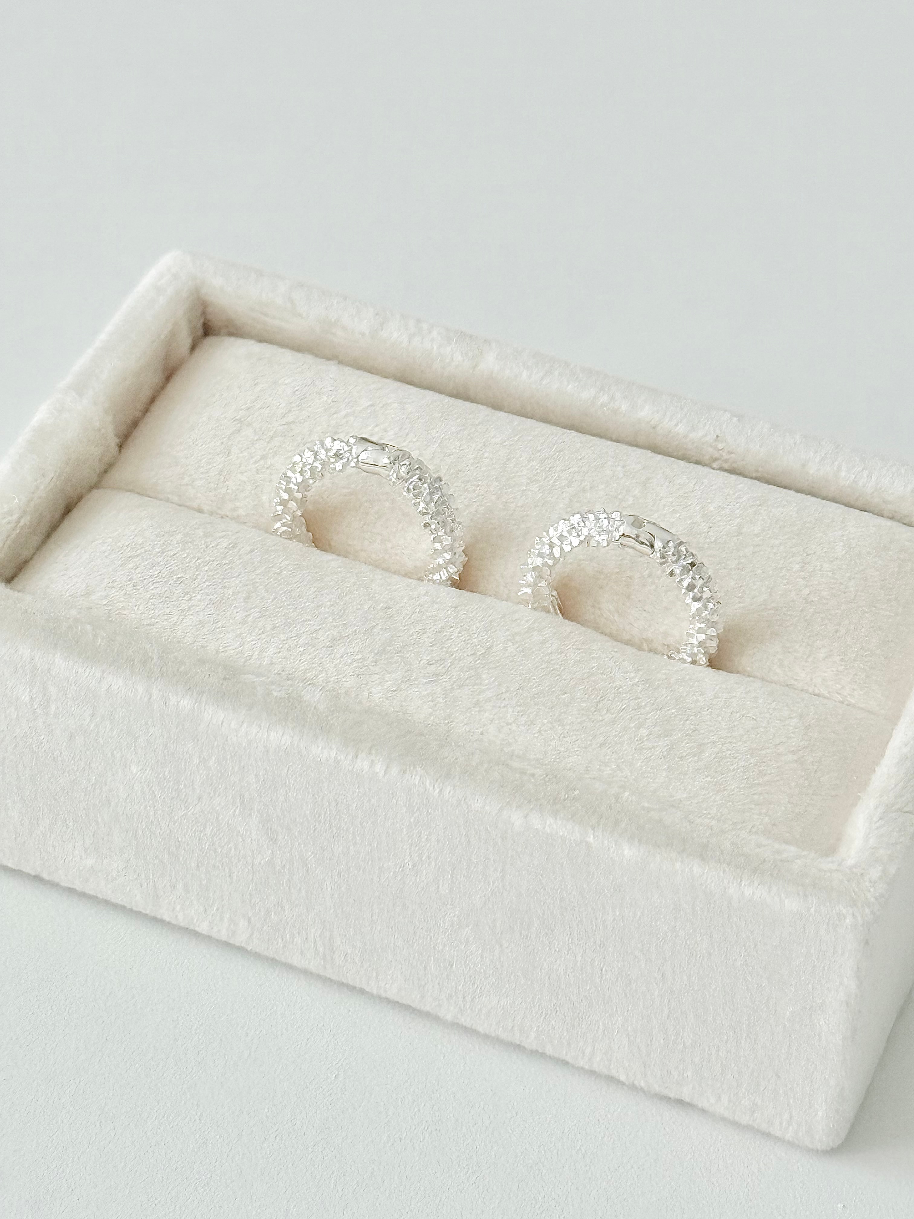 Spangle Shine One Touch Ring