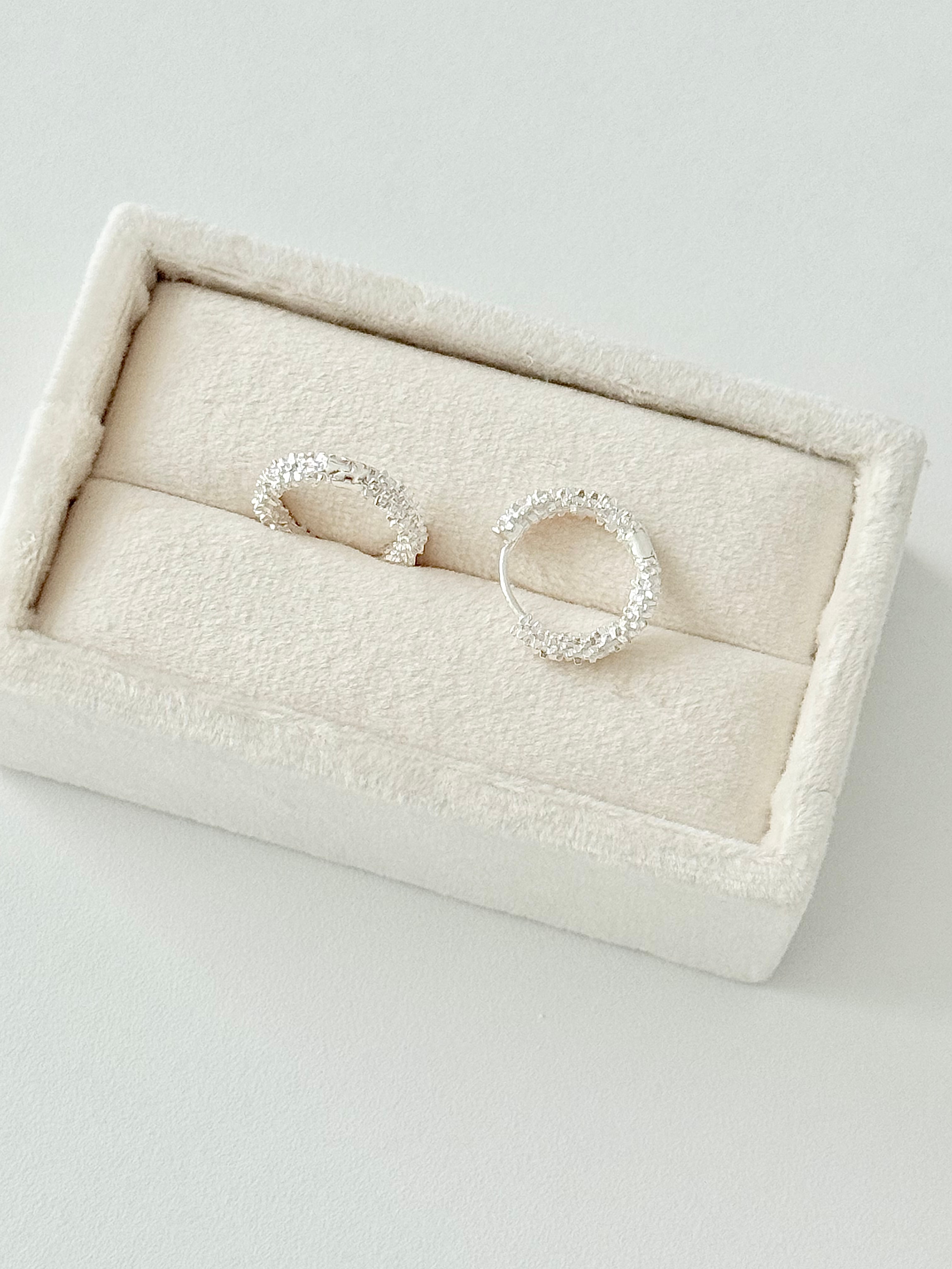 Spangle Shine One Touch Ring