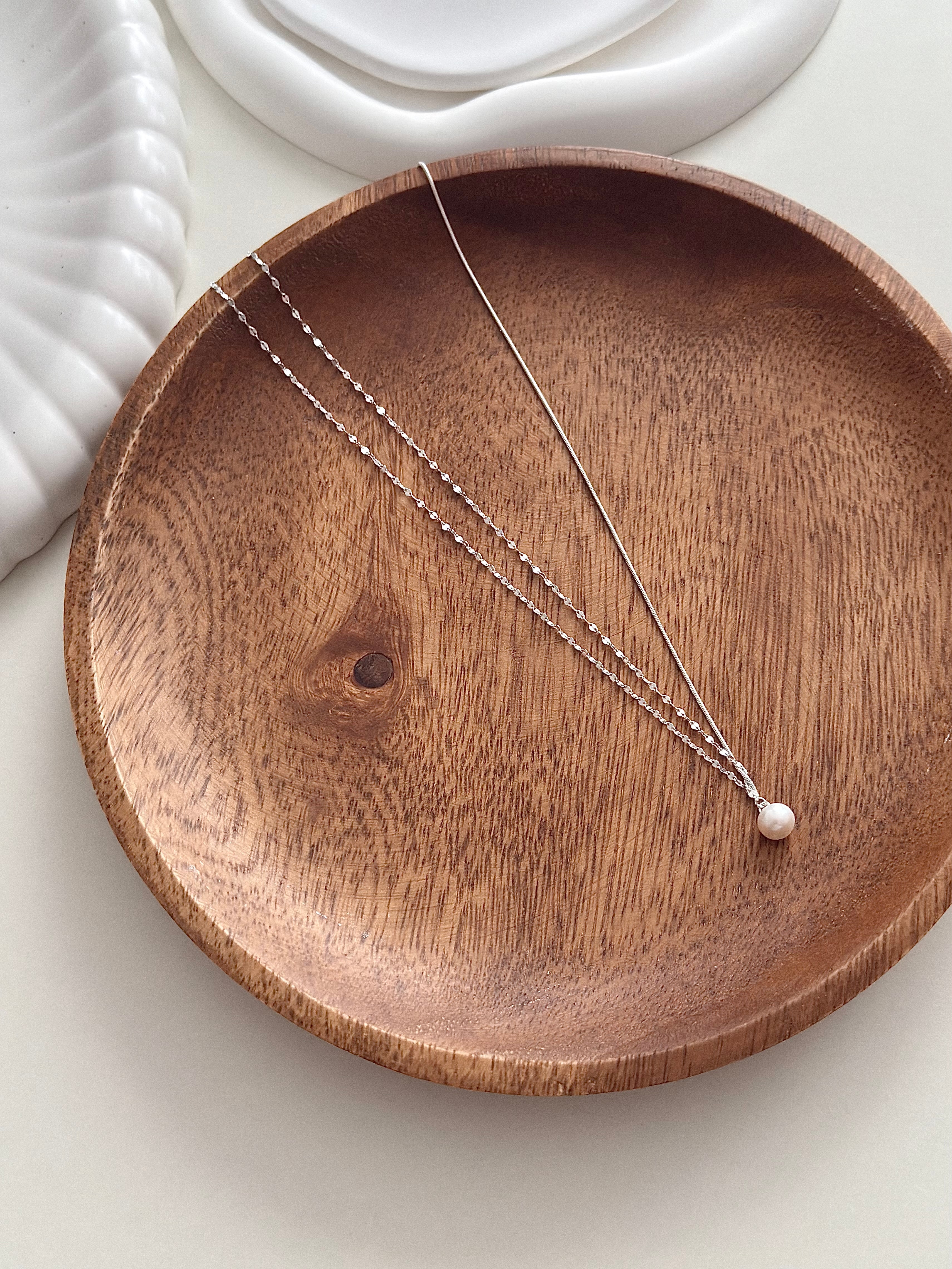 Bella Pearl Necklace