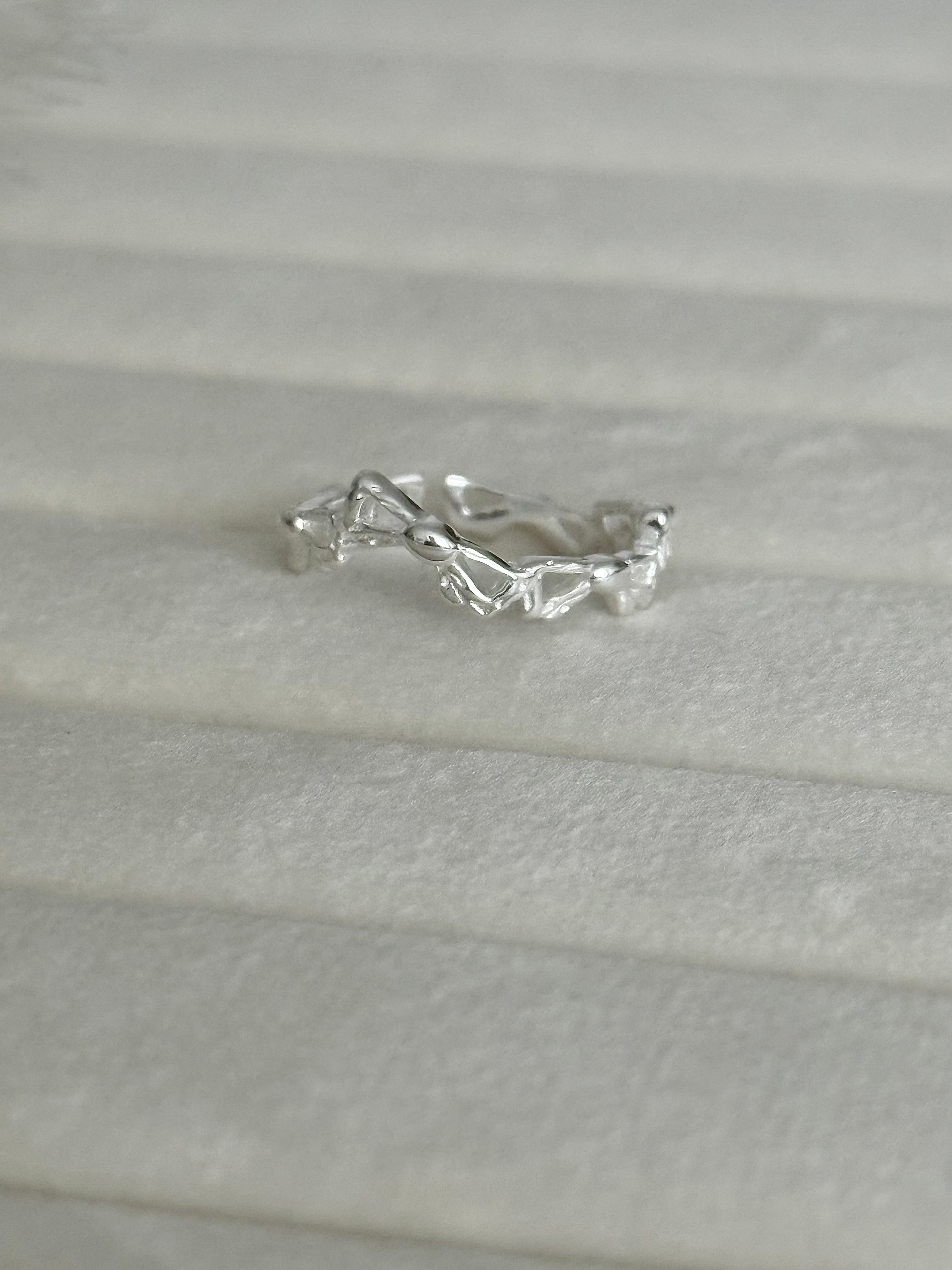 Twist Ribbon Open Ring