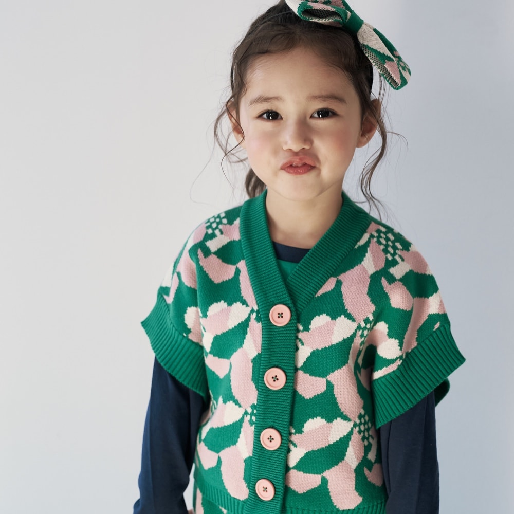 GEO KNIT VEST