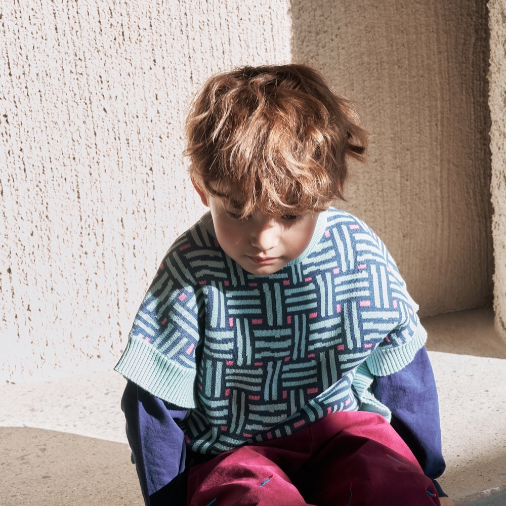 WOVEN KNIT VEST