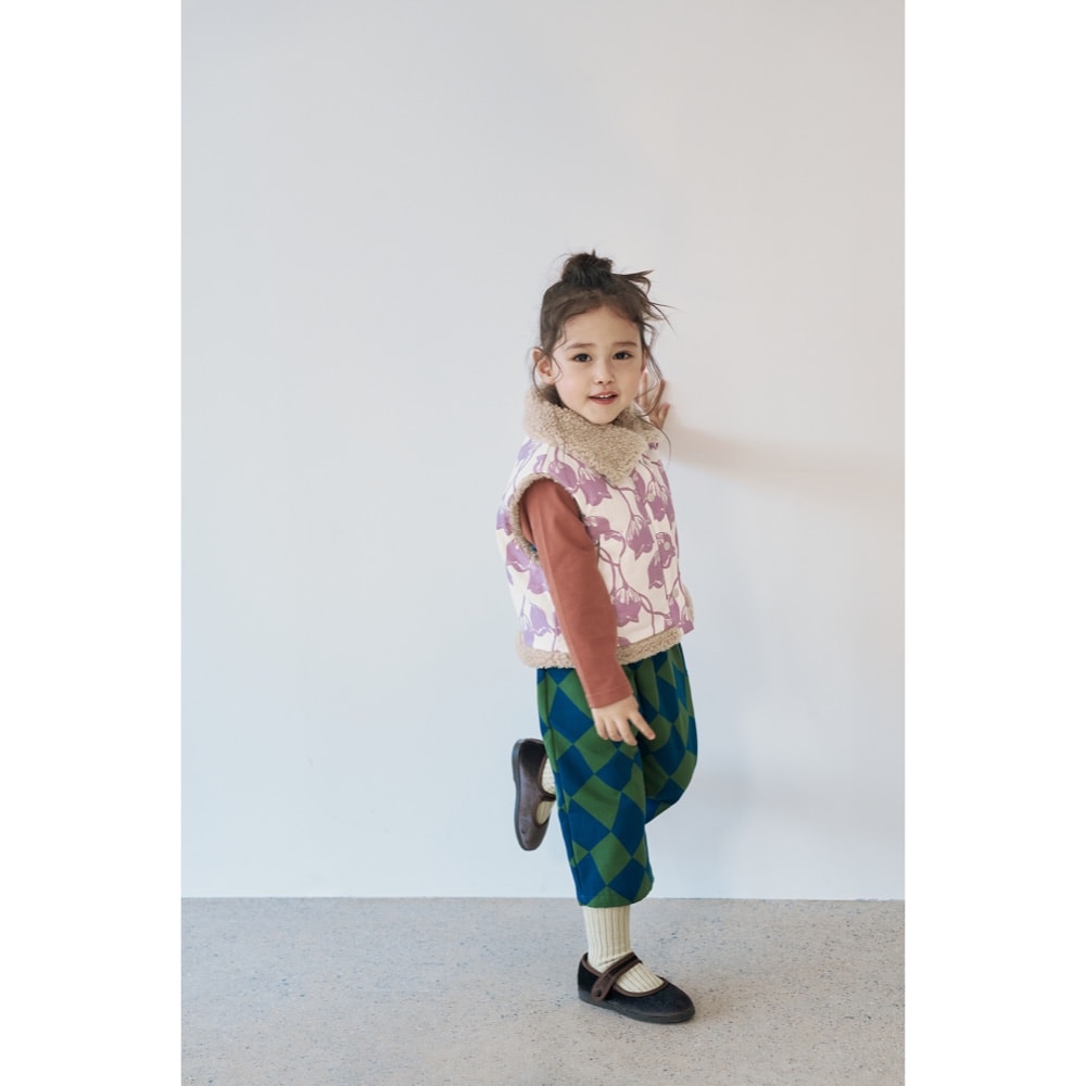 LILY REVERSIBLE VEST