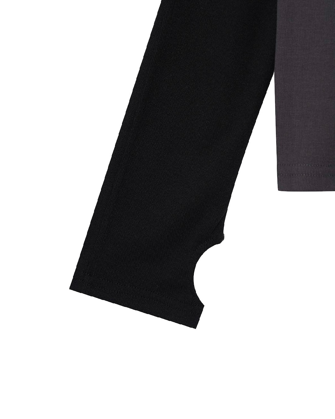 MAGAZINE LONG-SLEEVE TOP BLACK