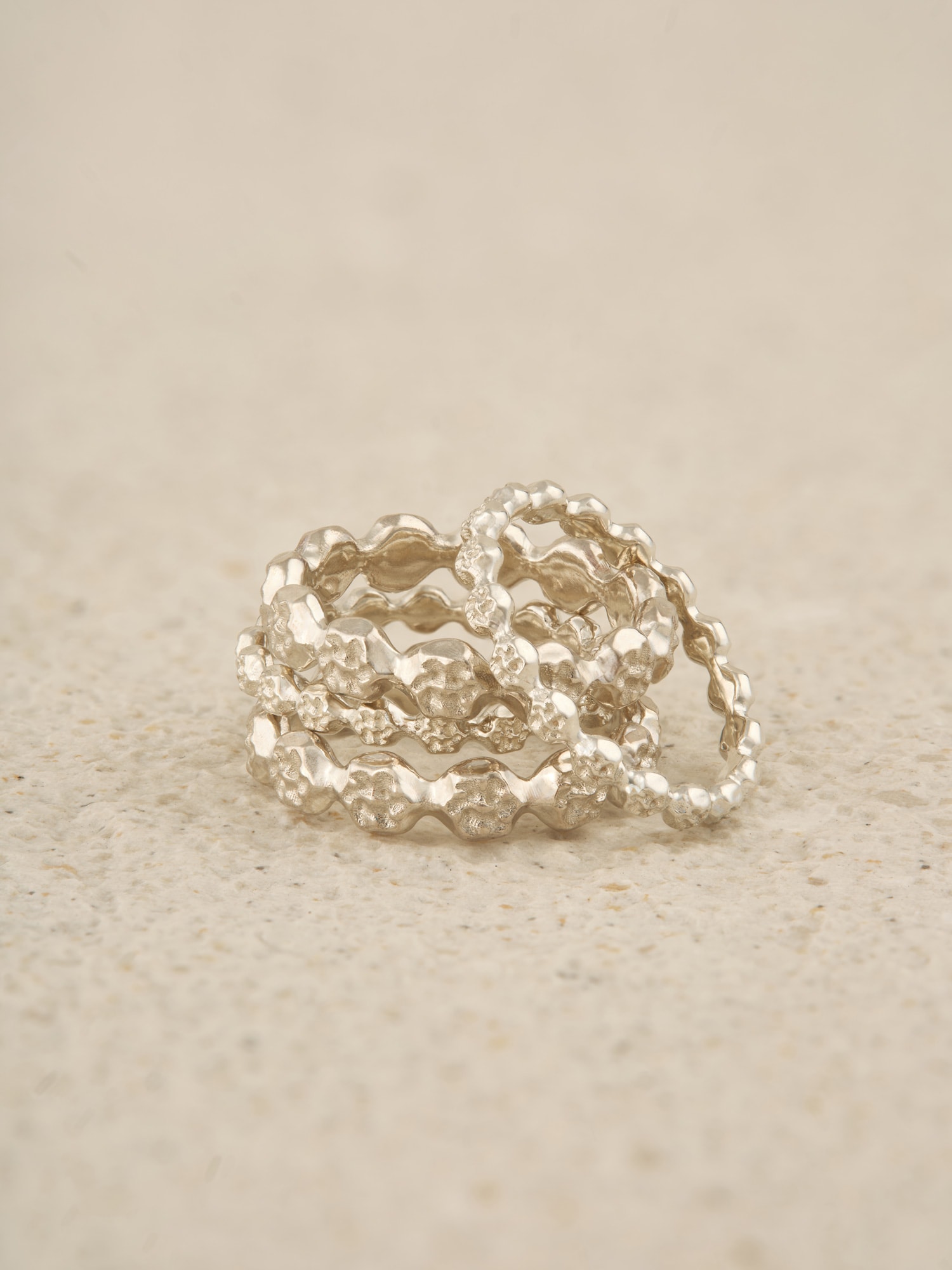 Floral lage ring