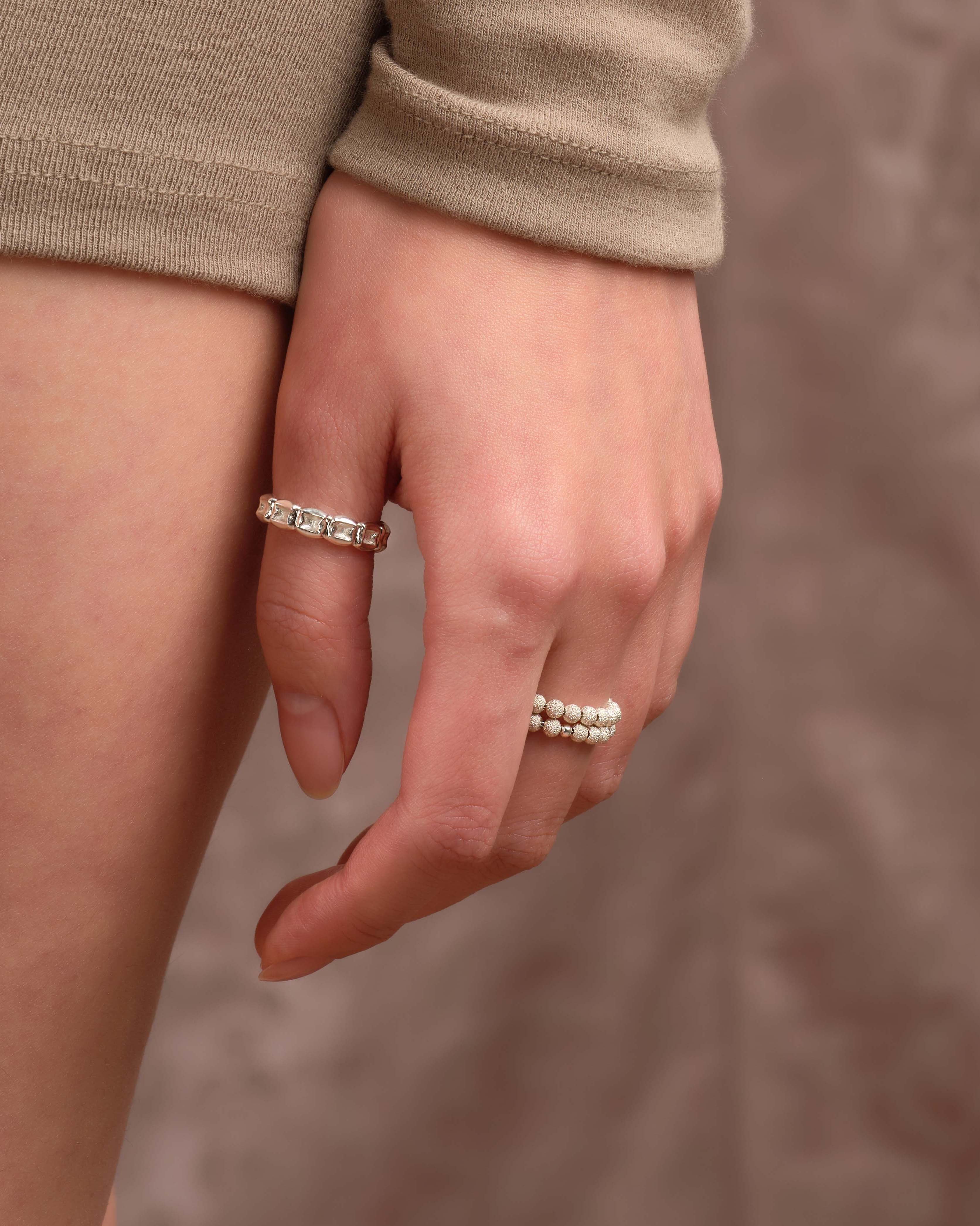 Rounded Square ring
