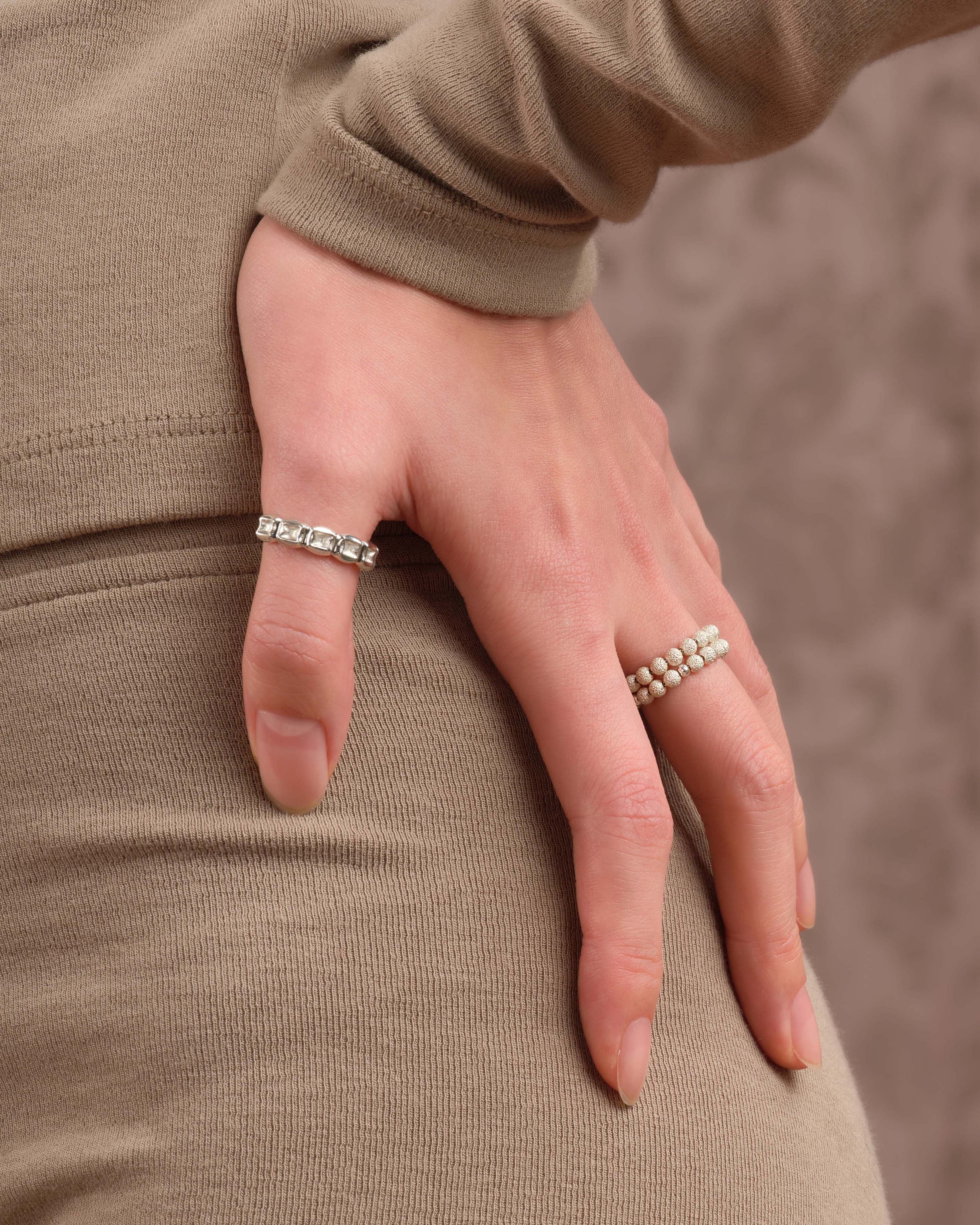 Rounded Square ring