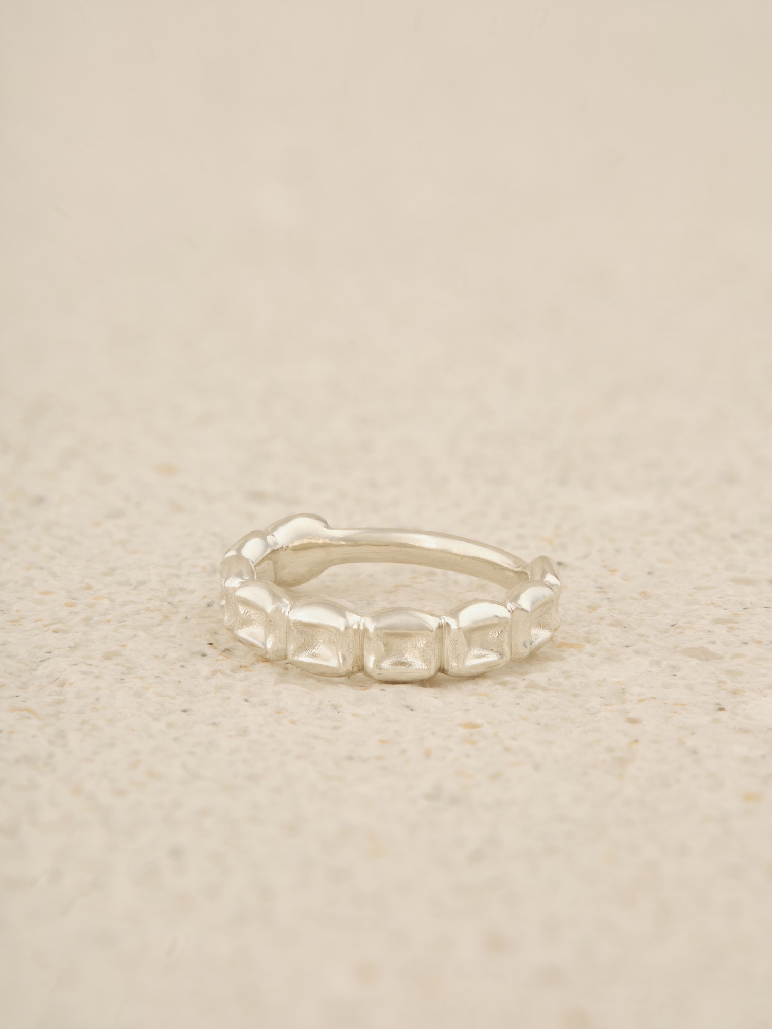 Rounded Square ring