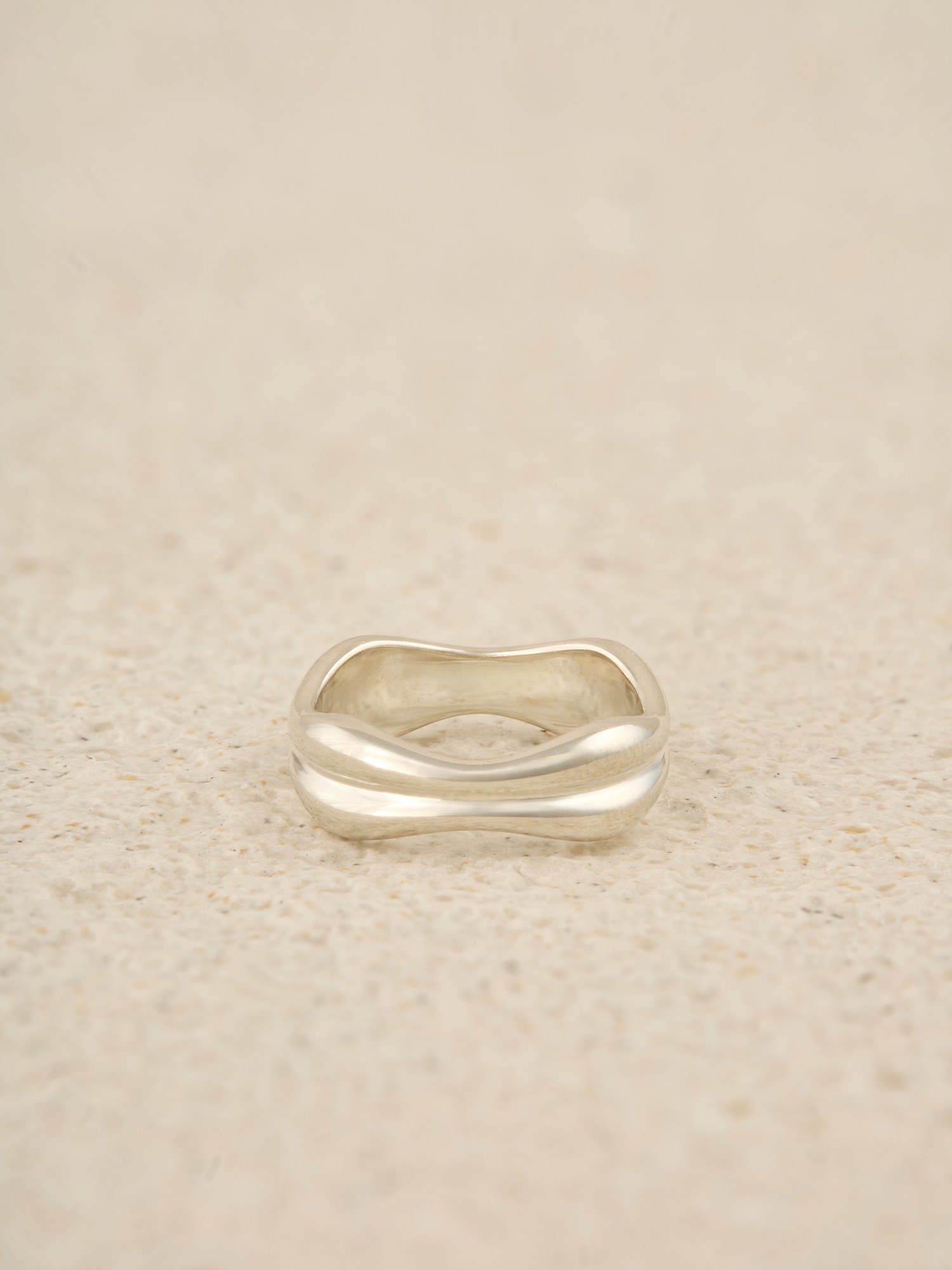 smooth wave ring