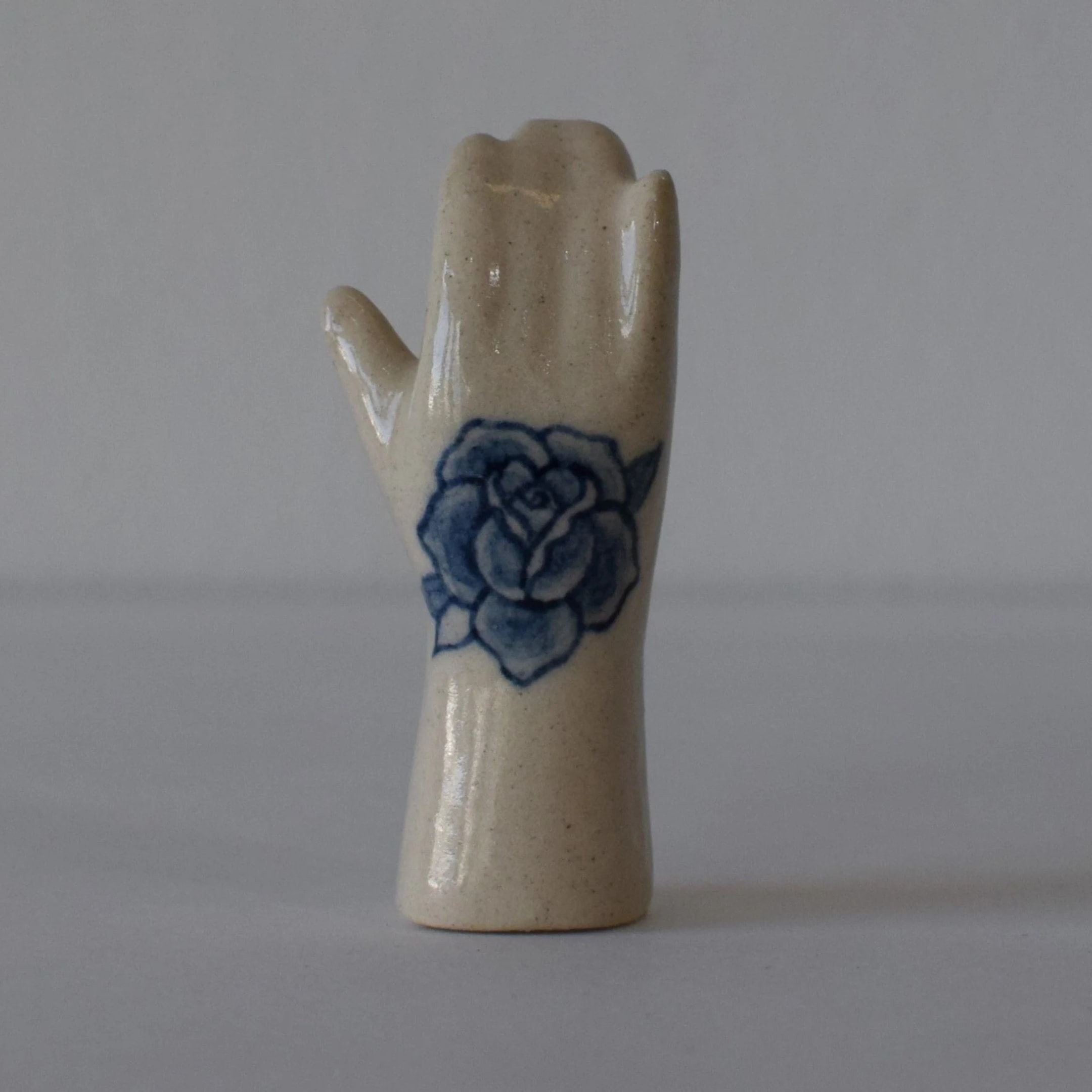 [Daiji Inomata] Ceramic Art Hand Rose Ring Stand A