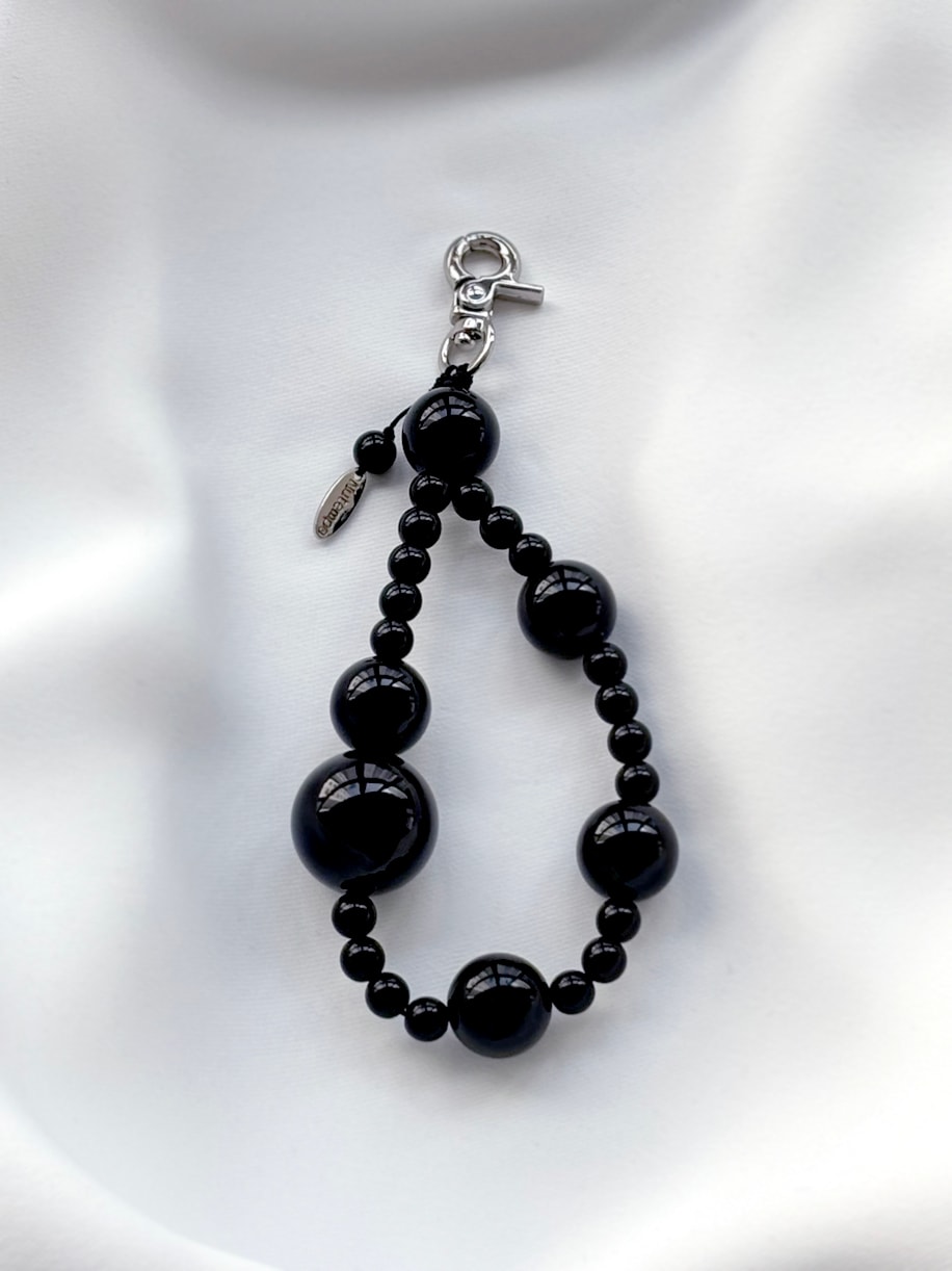 Bloomy keyring - black